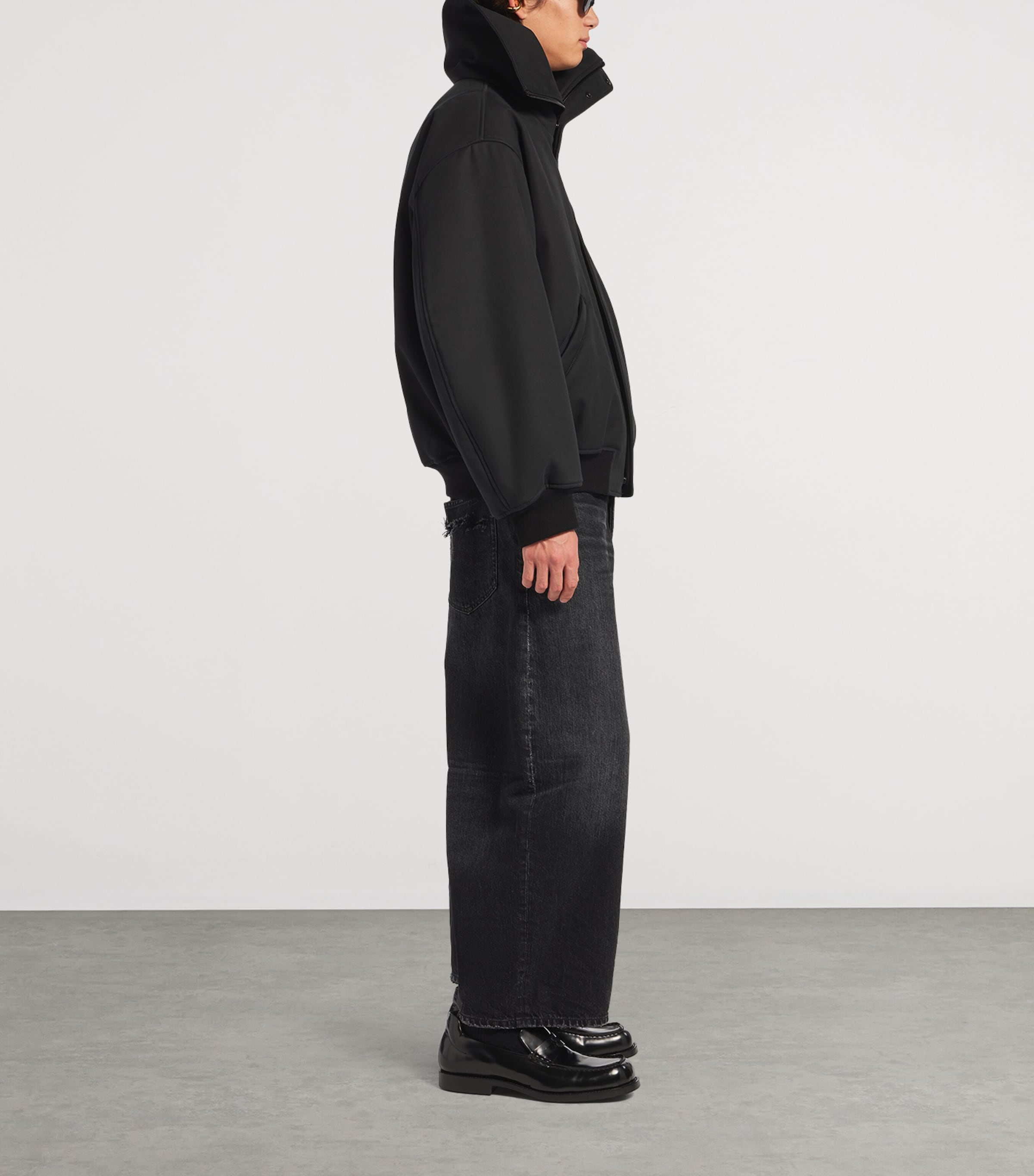 Balenciaga Mens Round-Fit Jeans Image 4