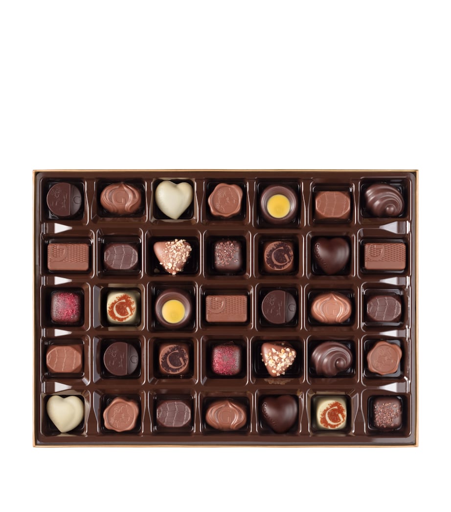 Milk, White and Dark Chocolate 35-Piece Gold Selection Box (372g) NO COLOUR Image 2