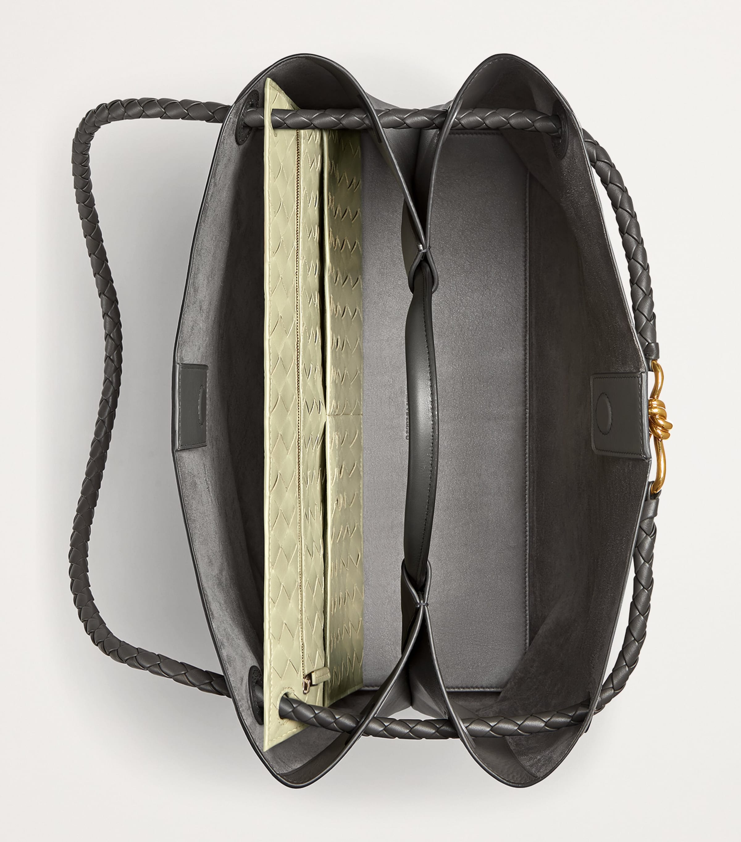 Bottega Veneta Large Andiamo Shoulder Bag Image 4