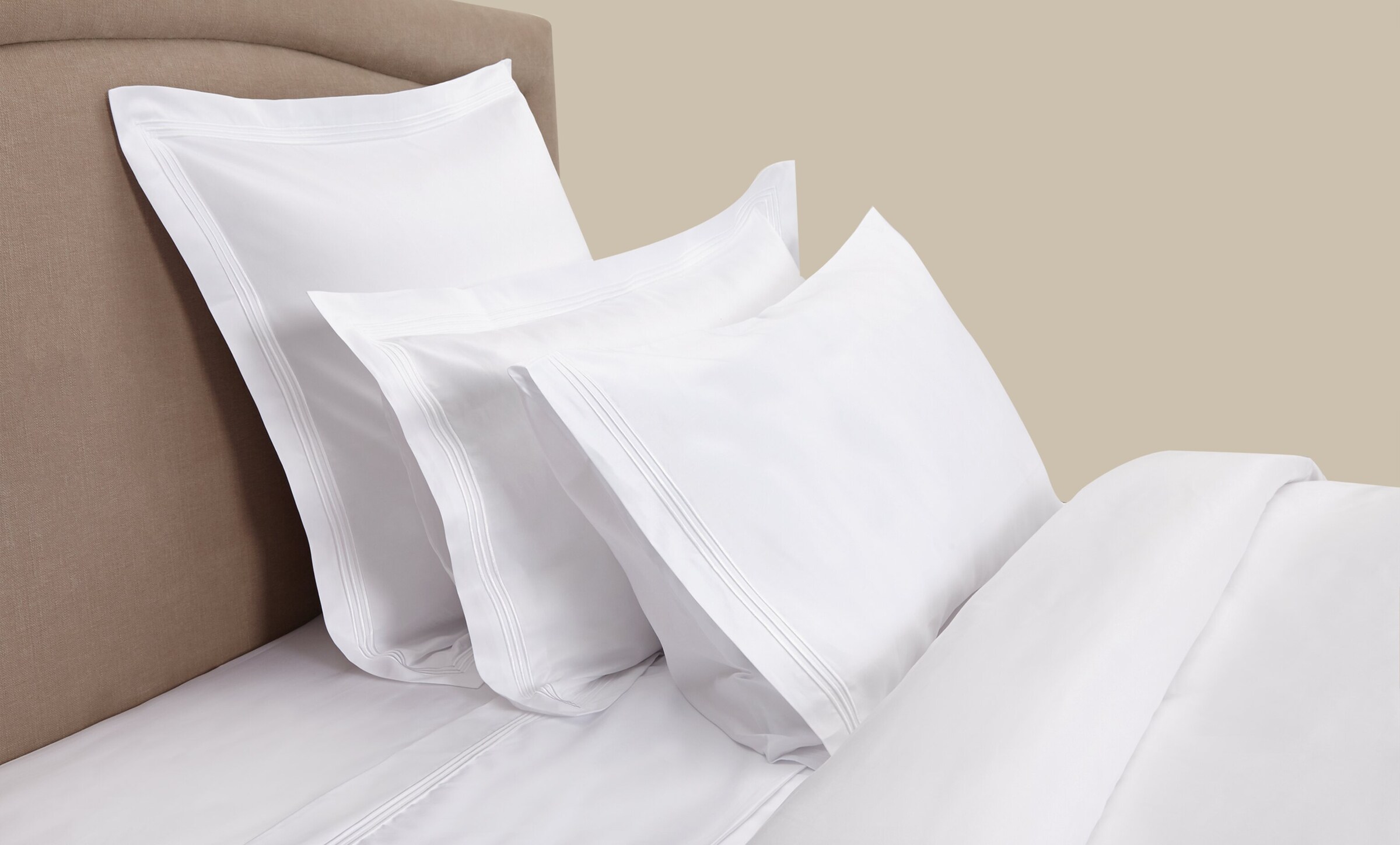 Lancaster Super King Duvet Cover (260cm x 220cm) WHITE Image 2