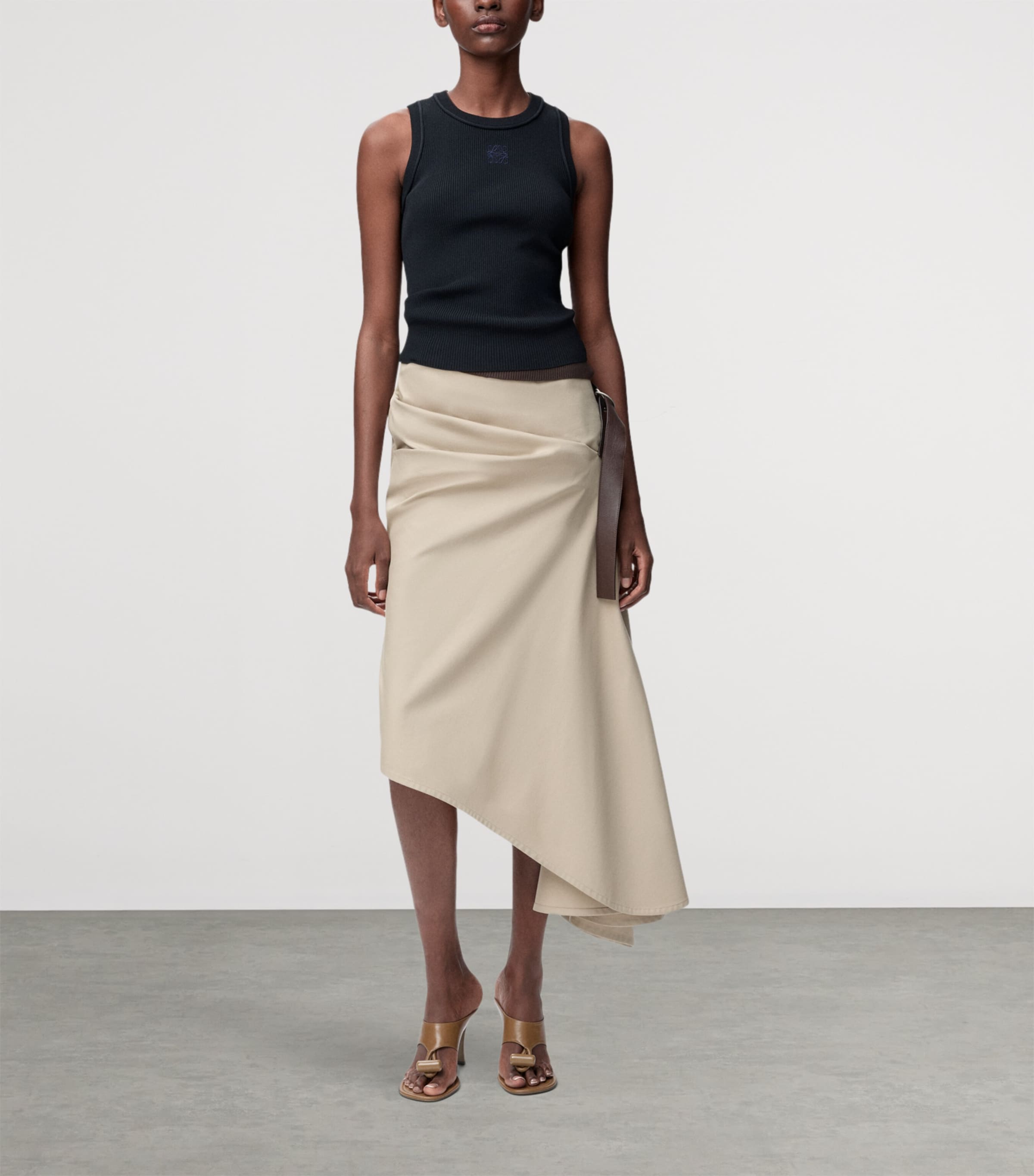 Anagram Tank Top BLACK Image 2