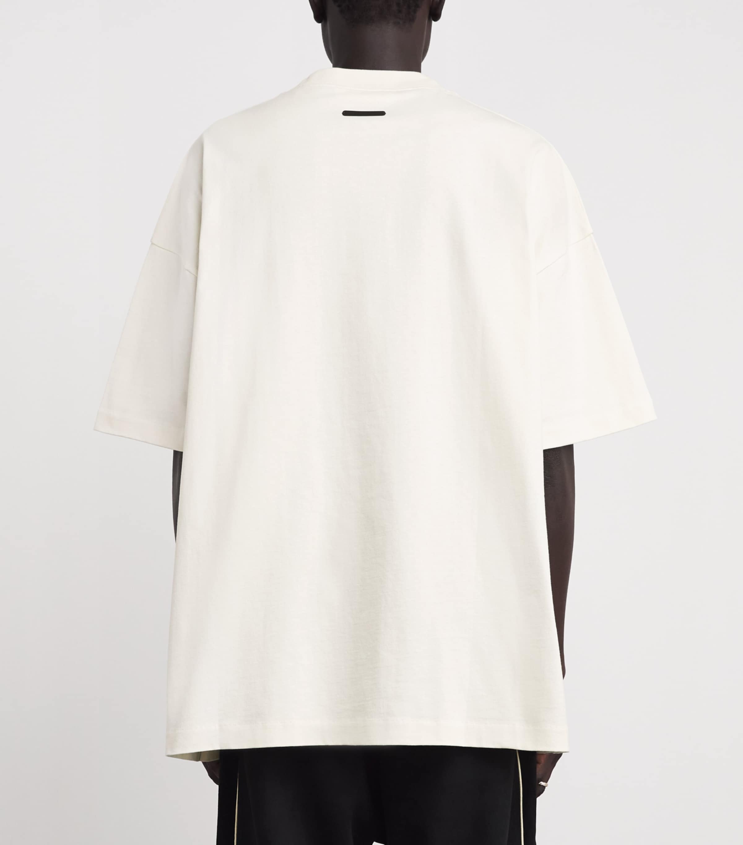 FEAR OF GOD ESSENTIALS Mens Oversized Logo T-Shirt Ivory Image 5