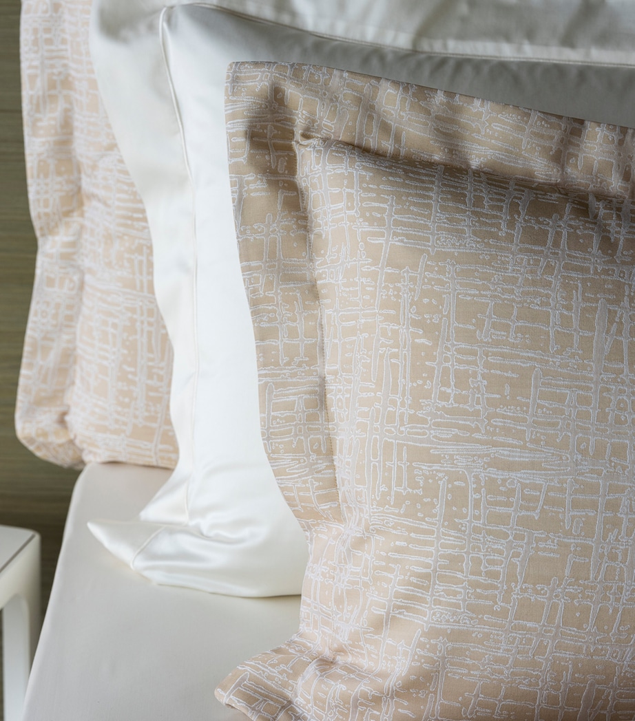 Celso De Lemos Egyptian Cotton-Silk Partition King Duvet Cover (260cm x 220cm) Miel Image 3