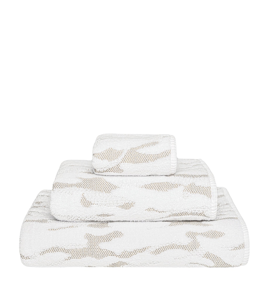 Stratus Bath Towel (70cm x 140cm) WHITE Image 1