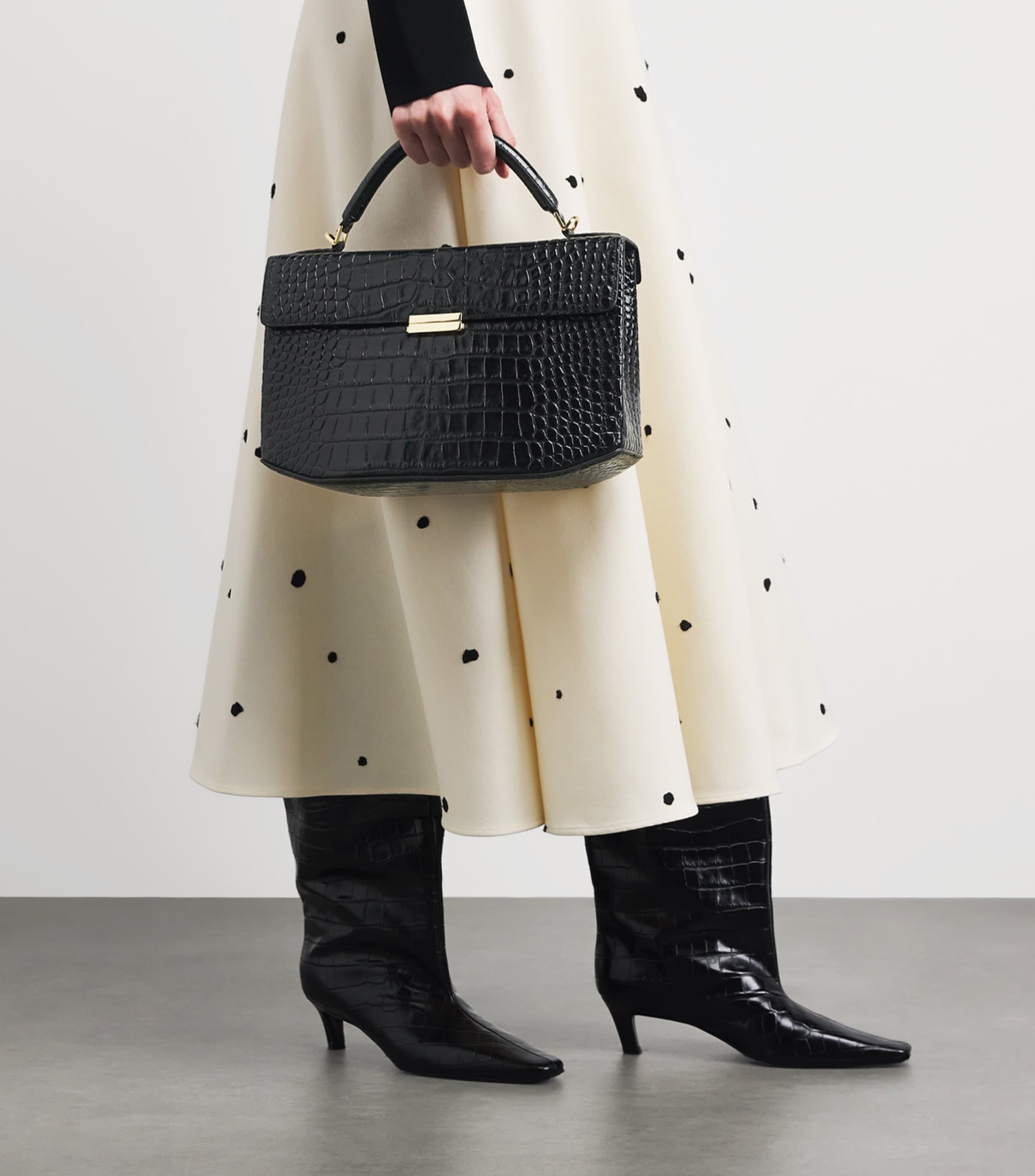 Toteme Womens Croc-Embossed Leather Box Top-Handle Bag Black Image 2