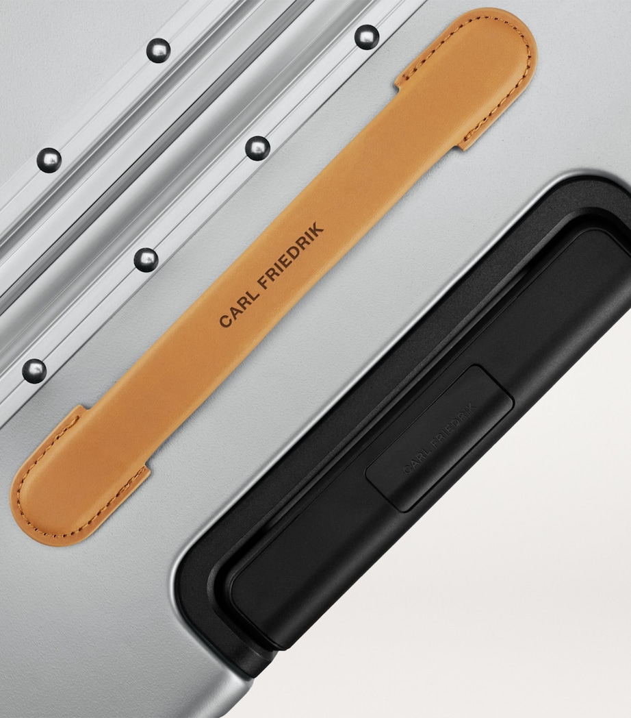 The Carry-On Pro Suitcase (55cm) LIGHT GREY TAN Image 10