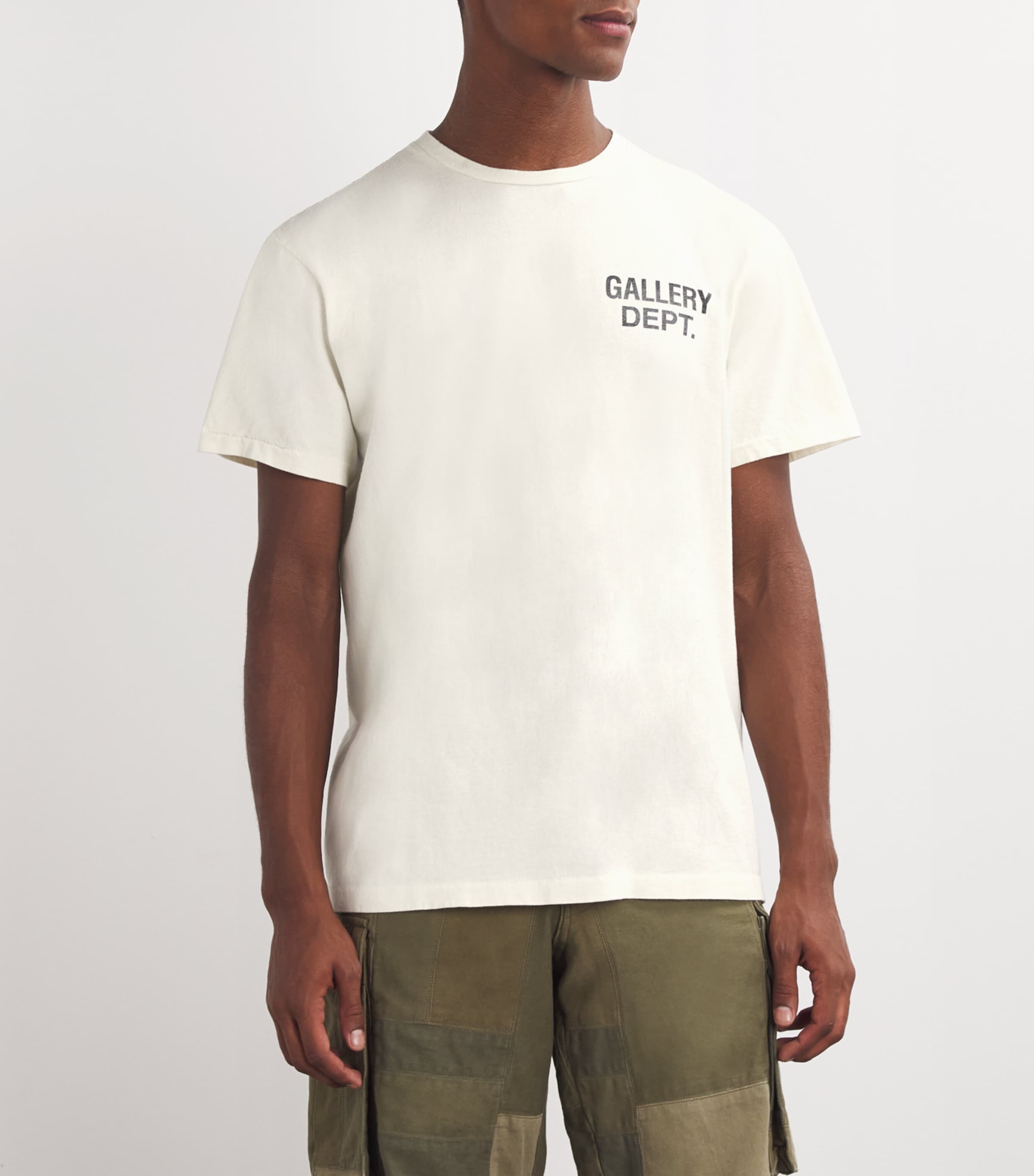 GALLERY DEPT.★ロゴ コットンジャージー Tシャツ GALLERY DEPT. コットンジャージー Tシャツ ロゴプリント入り