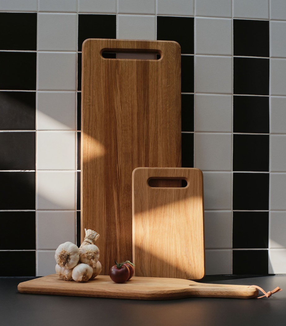 The Conran Shop Oak Istria Chopping Board (50cm x 20cm) Oak Image 7