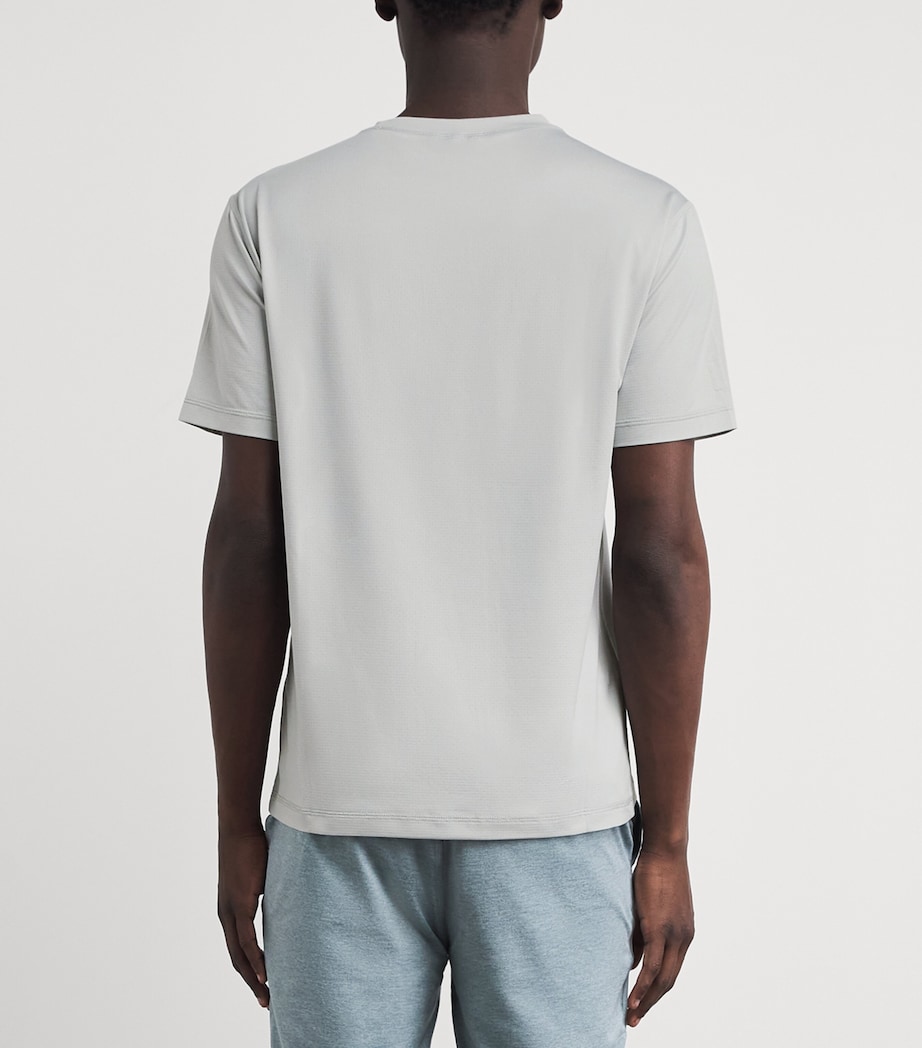 VUORI Mens Tradewind Performance 2.0 T-Shirt Hgy Sky Grey Heather Image 5