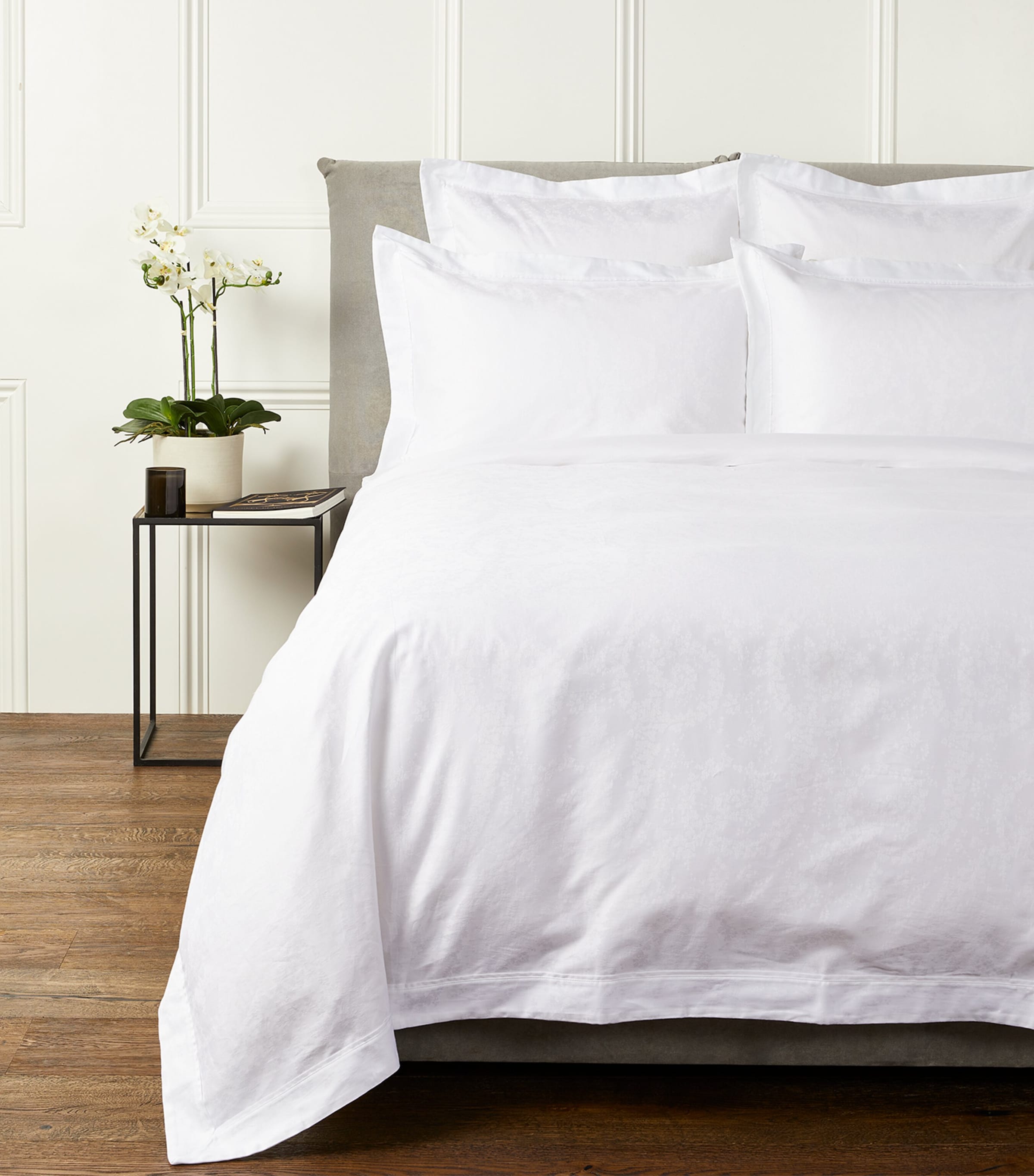 Suave Super King Fitted Sheet (180cm x 200cm) WHITE Image 3
