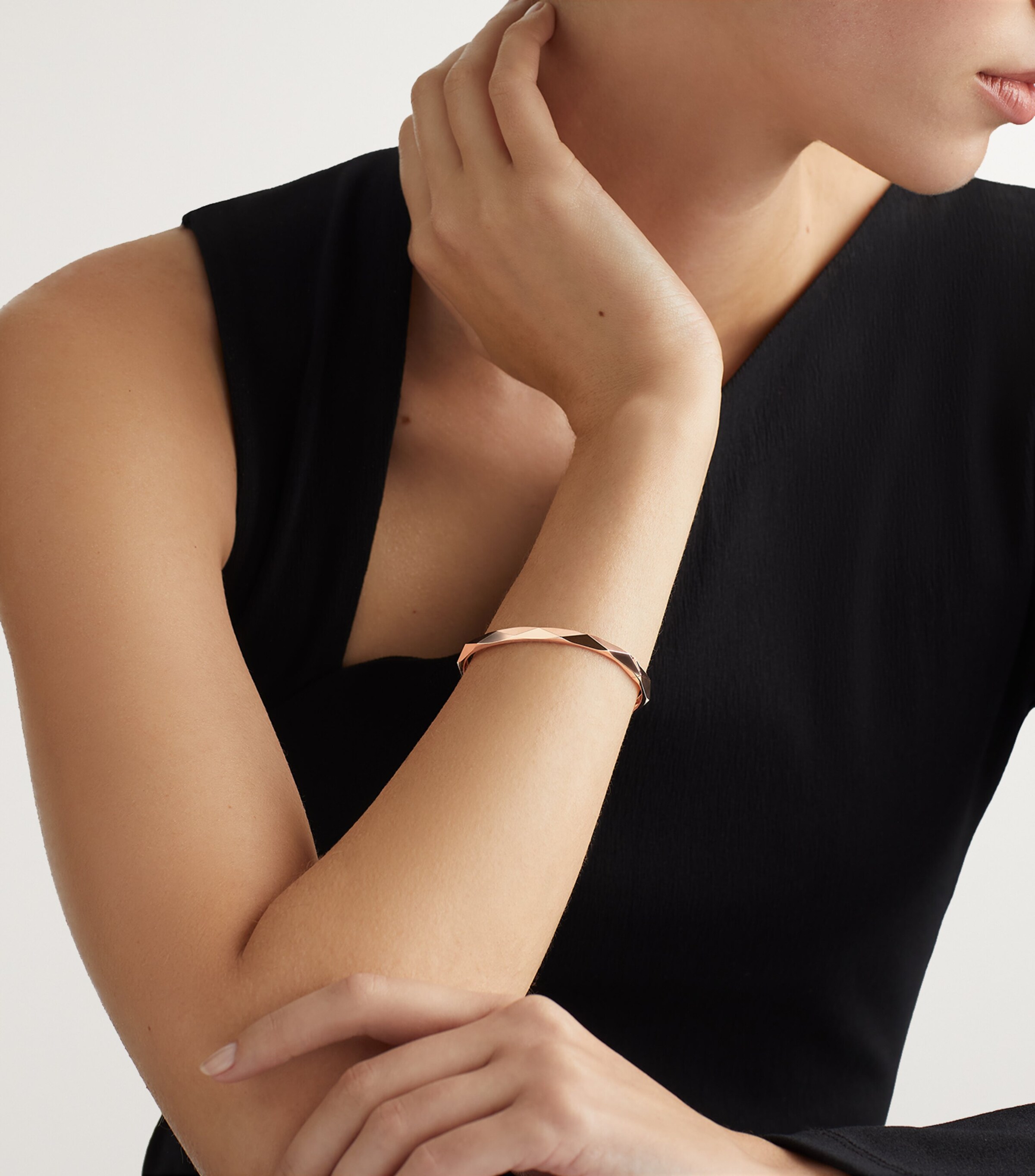 Rose Gold Laurence Graff Signature Bangle ROSE GOLD Image 2