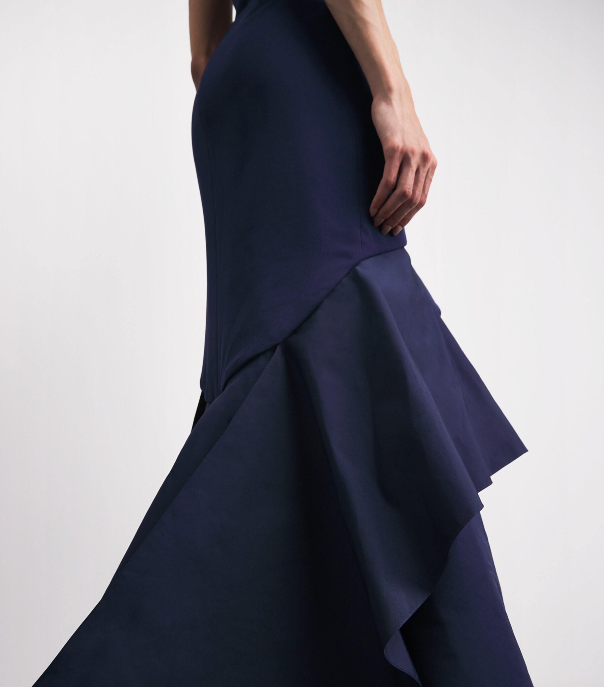 Safiyaa Womens Ruffle Cons Gown Navy Image 5