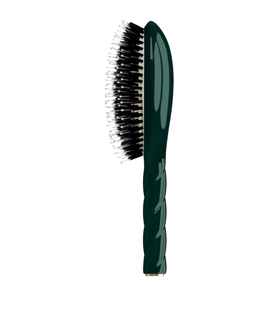 N.03 The Essential Soft Gentle Scalp Hairbrush EMERALD GREEN Image 2