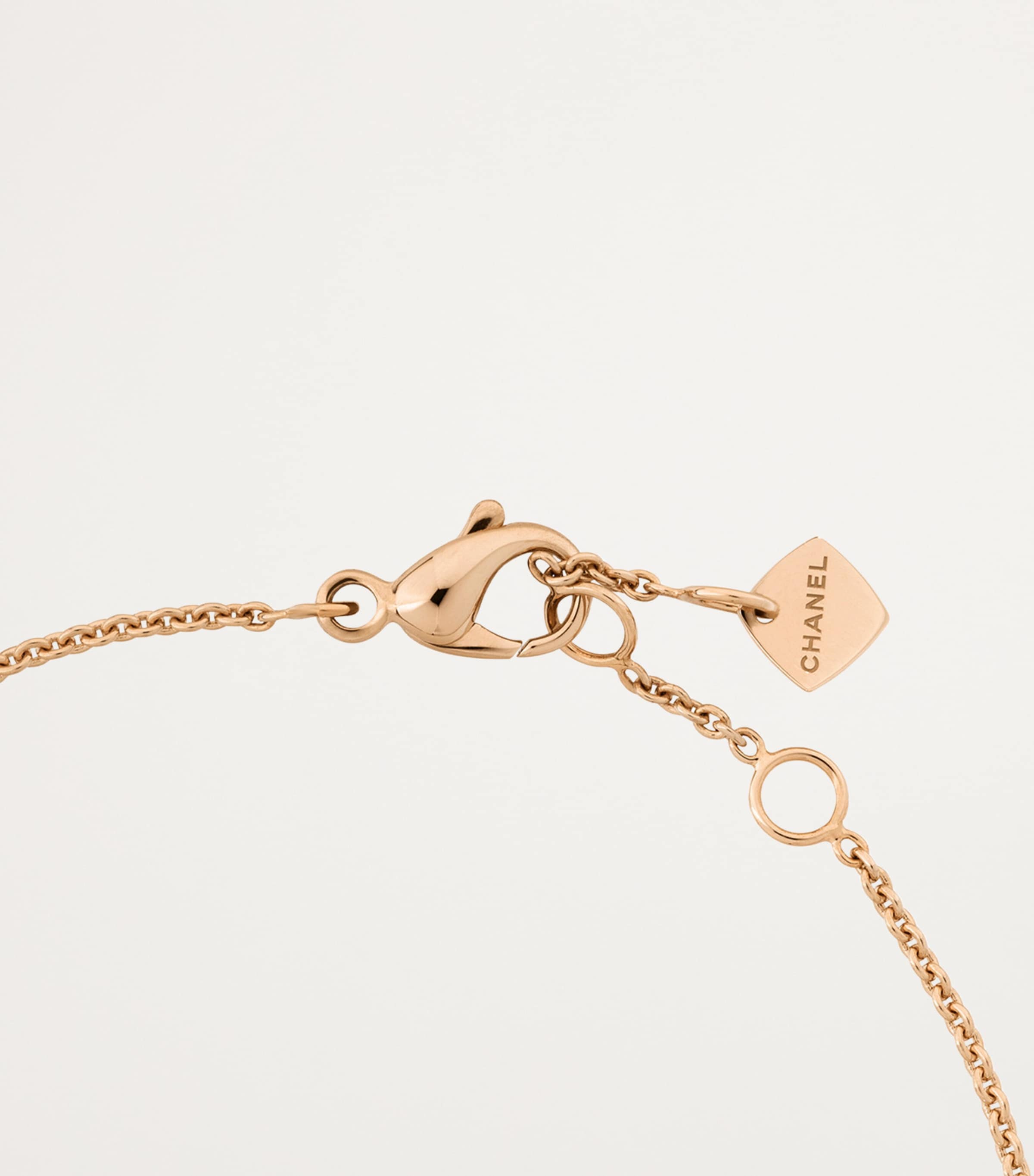 Beige Gold and Ruby Coco Crush Bracelet BEIGE Image 3