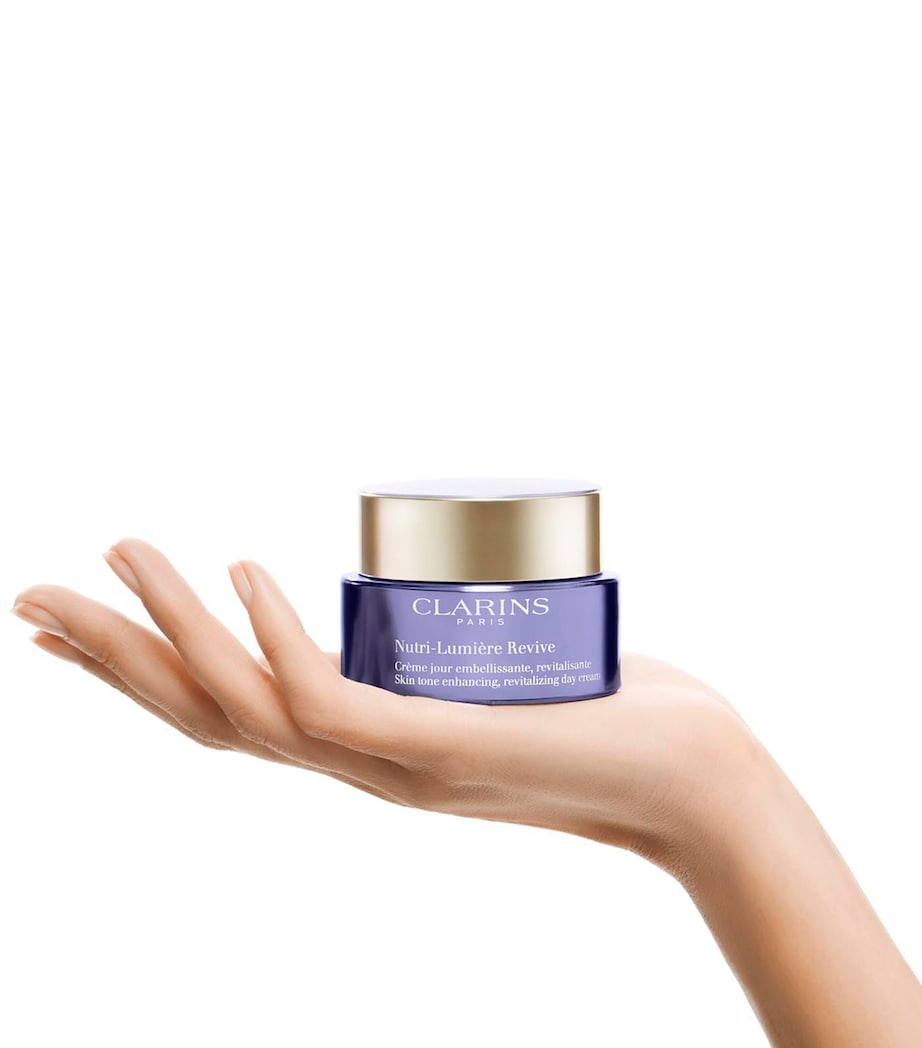 Nutri-Lumière Revive Day Cream (50ml) NO COLOUR Image 4