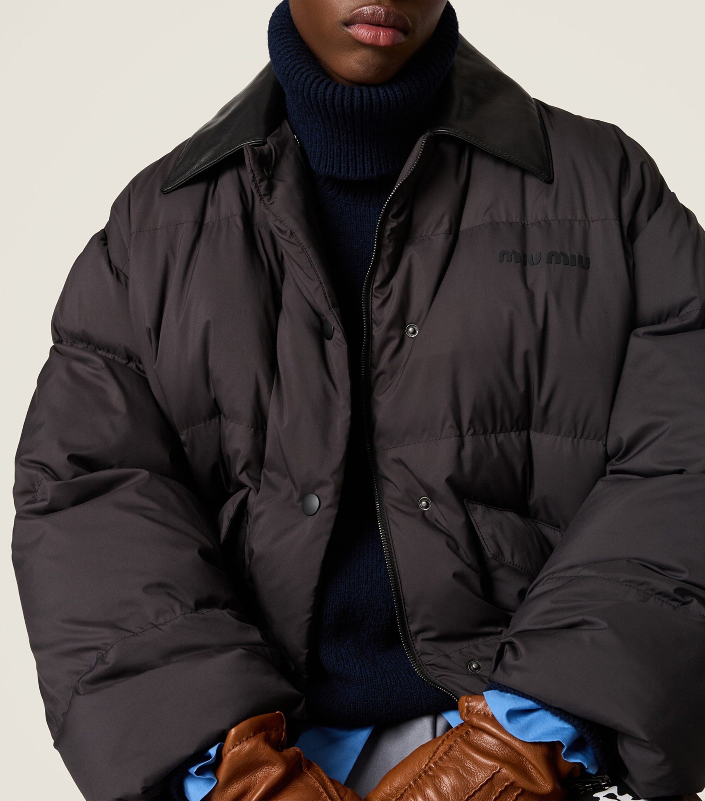 Technical Pongé Puffer Jacket F0A5T Image 4