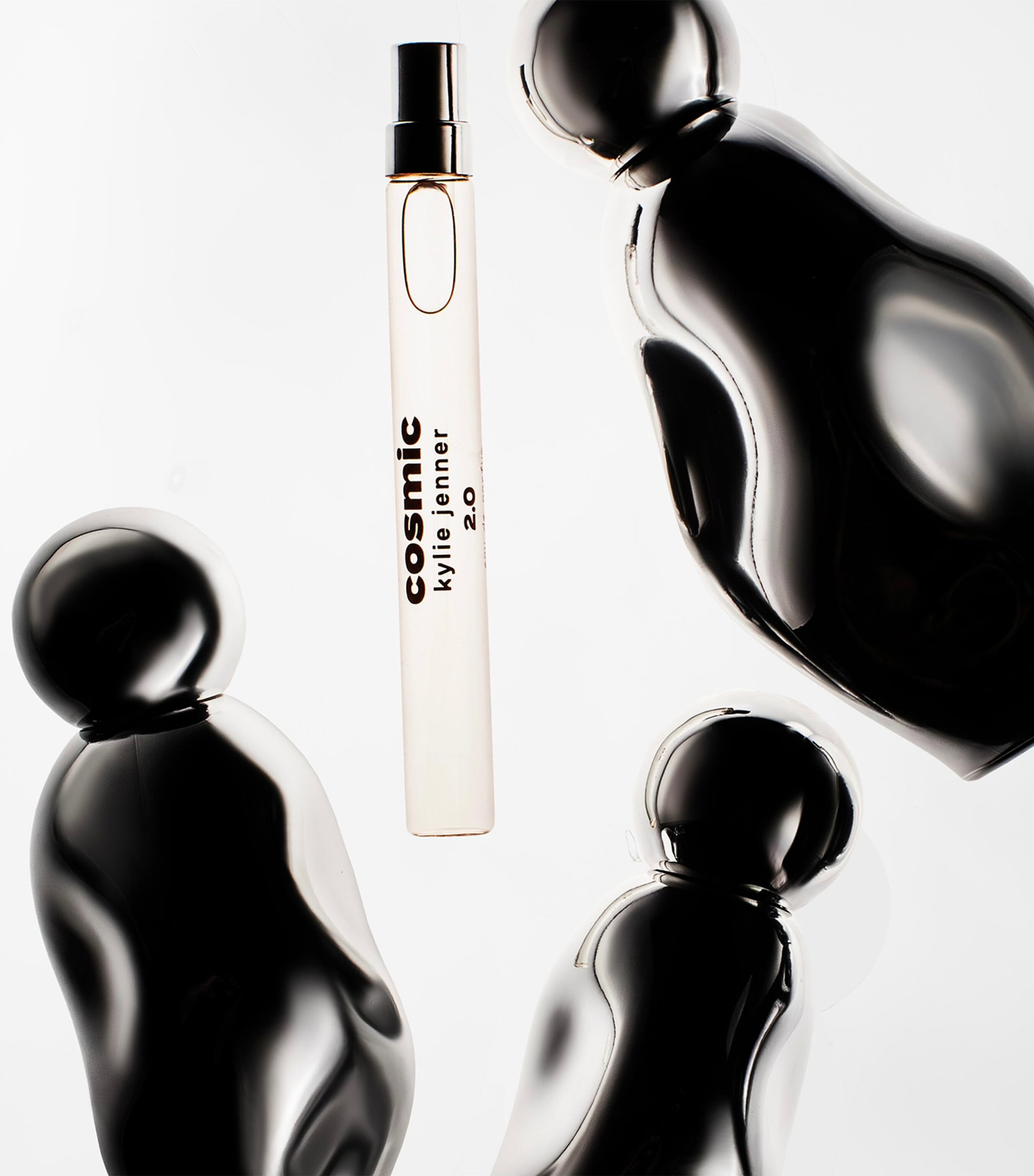 Cosmic by Kylie Jenner 2.0 Eau de Parfum (30ml) NO COLOUR Image 3