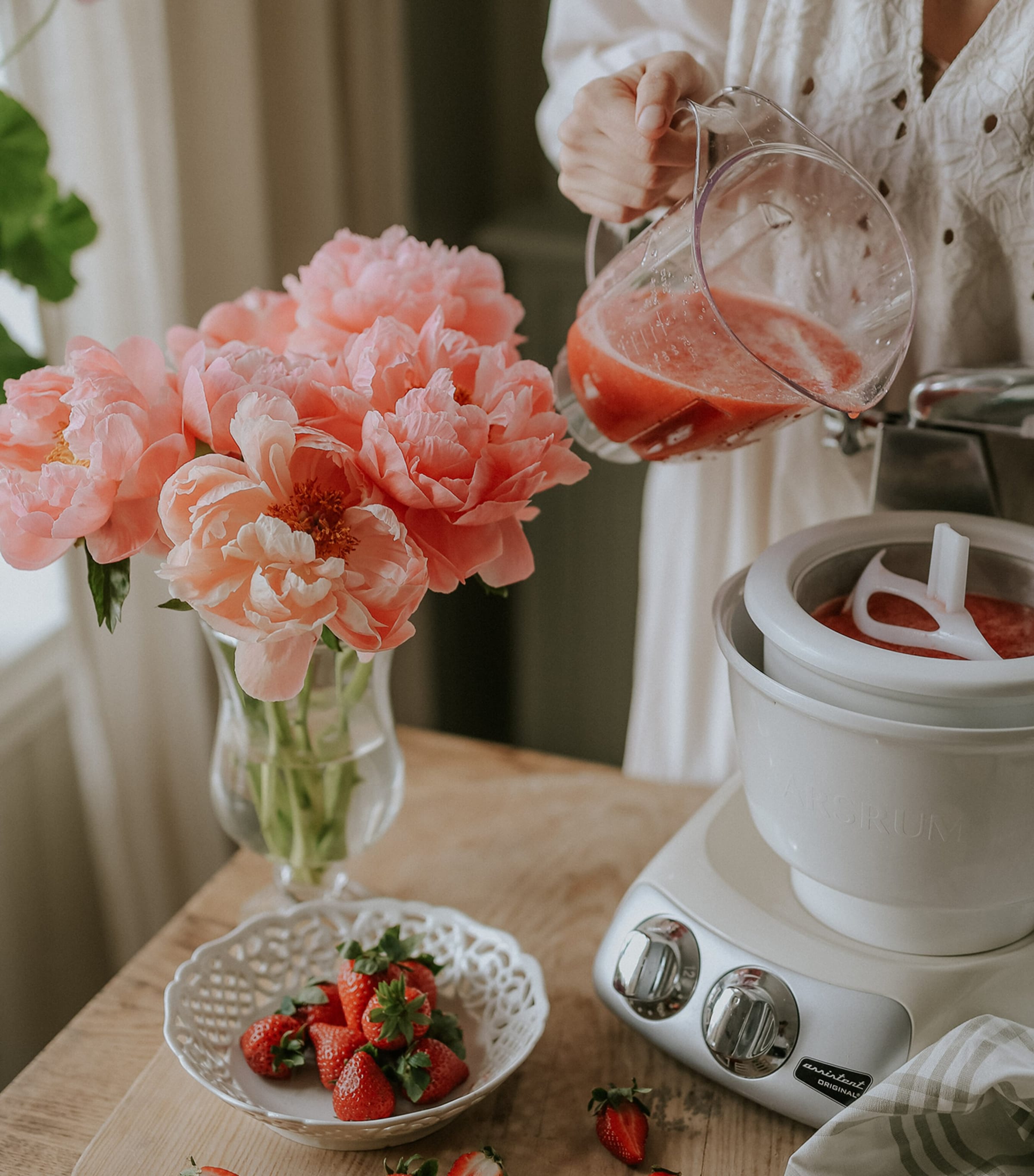 Ice Cream Maker Attachment WHITE Image 3