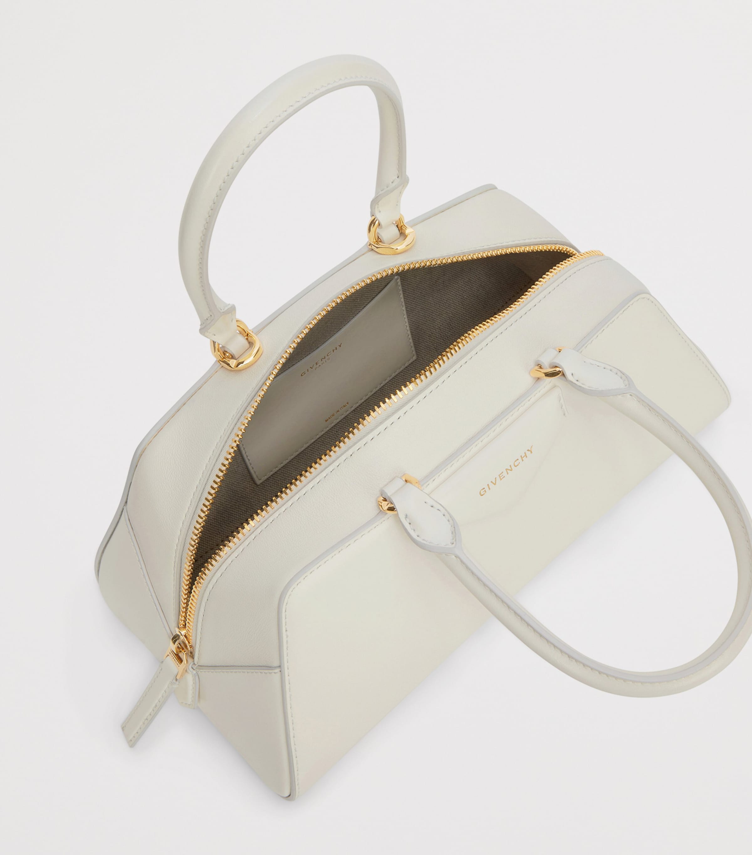 Small Leather Antigona Cube East-West Top-Handle Bag IVORY Image 5