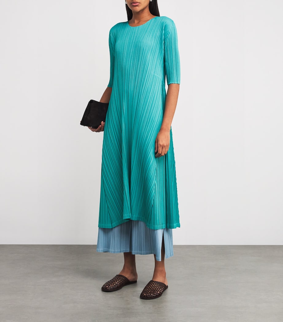 Mellow Pleats Midi Dress 61 Image 2