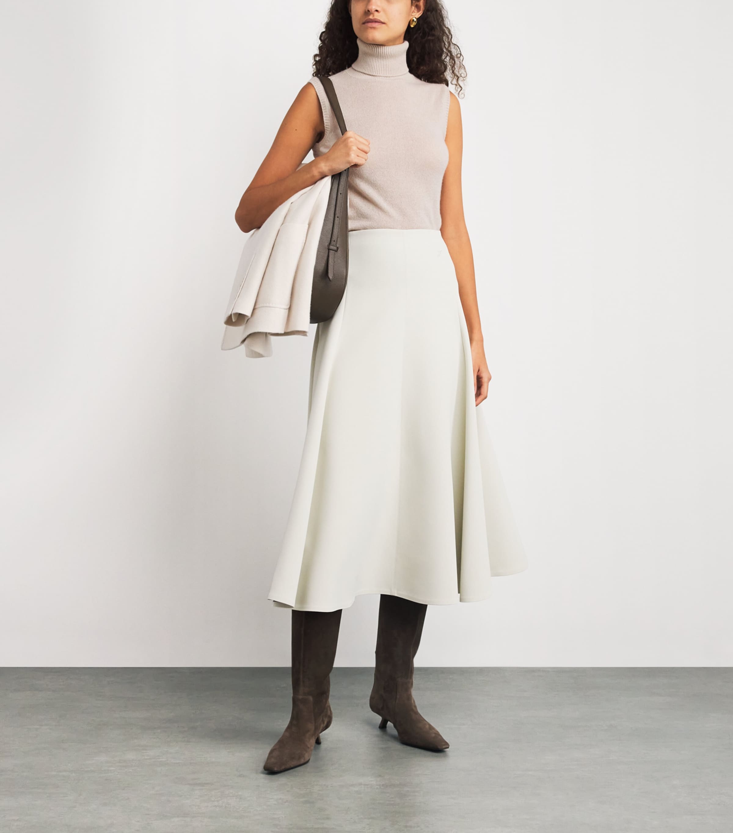Eleventy Womens Cashmere Sleeveless Rollneck Sweater Sabbia Image 2