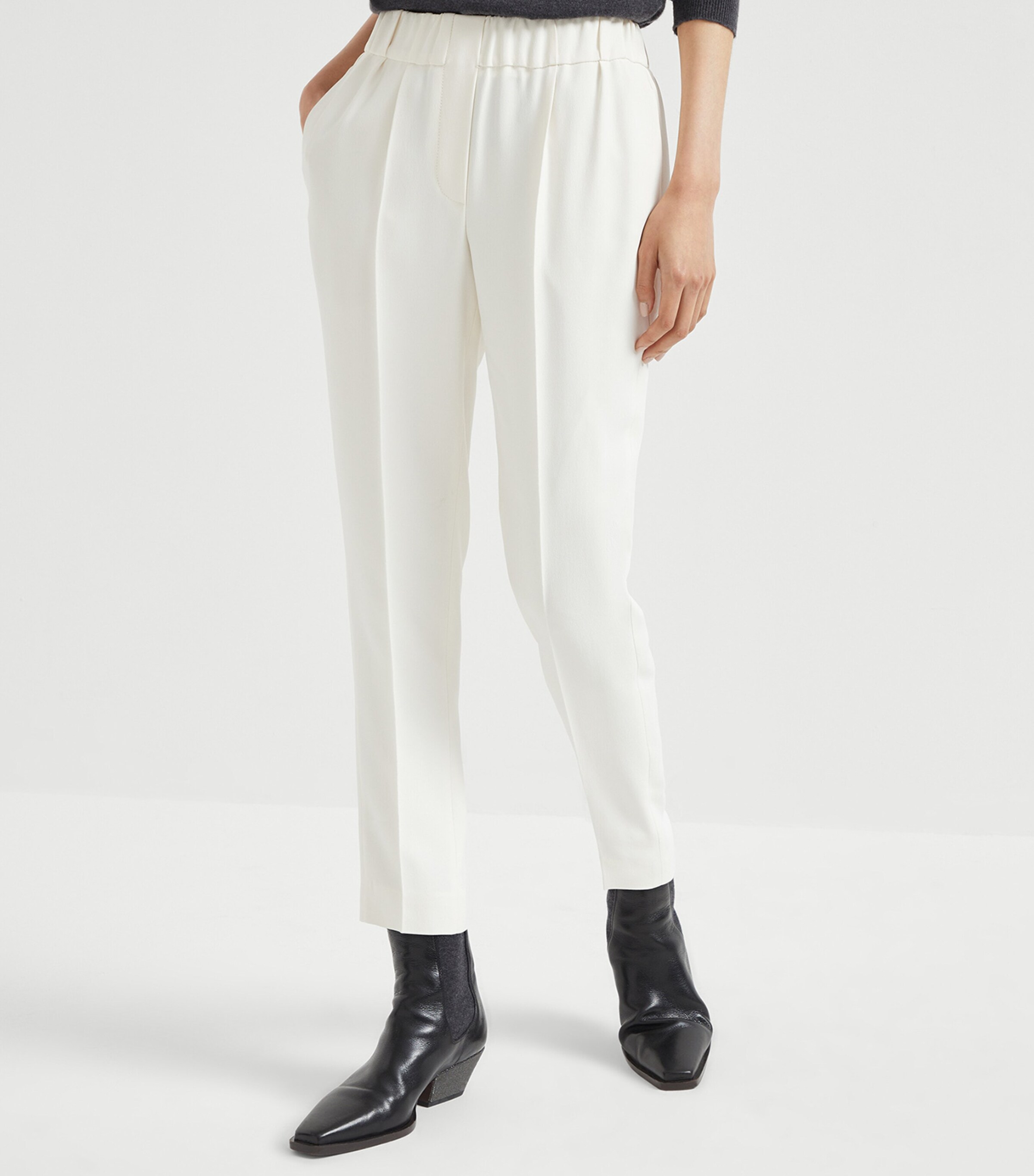 Crepe Cady Slim Trousers C7936 Image 2