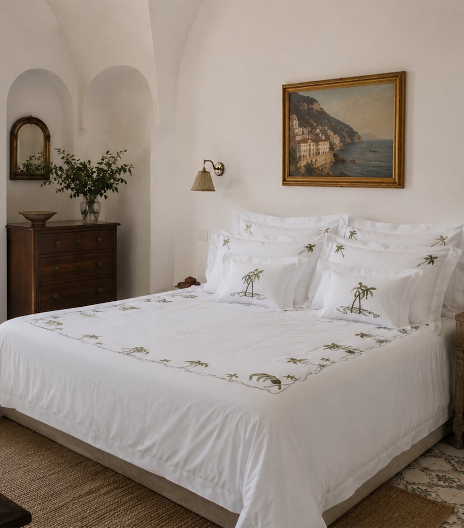 Loretta Caponi Garden of Eden Super King Duvet Cover (260cm x 220cm) White Image 5