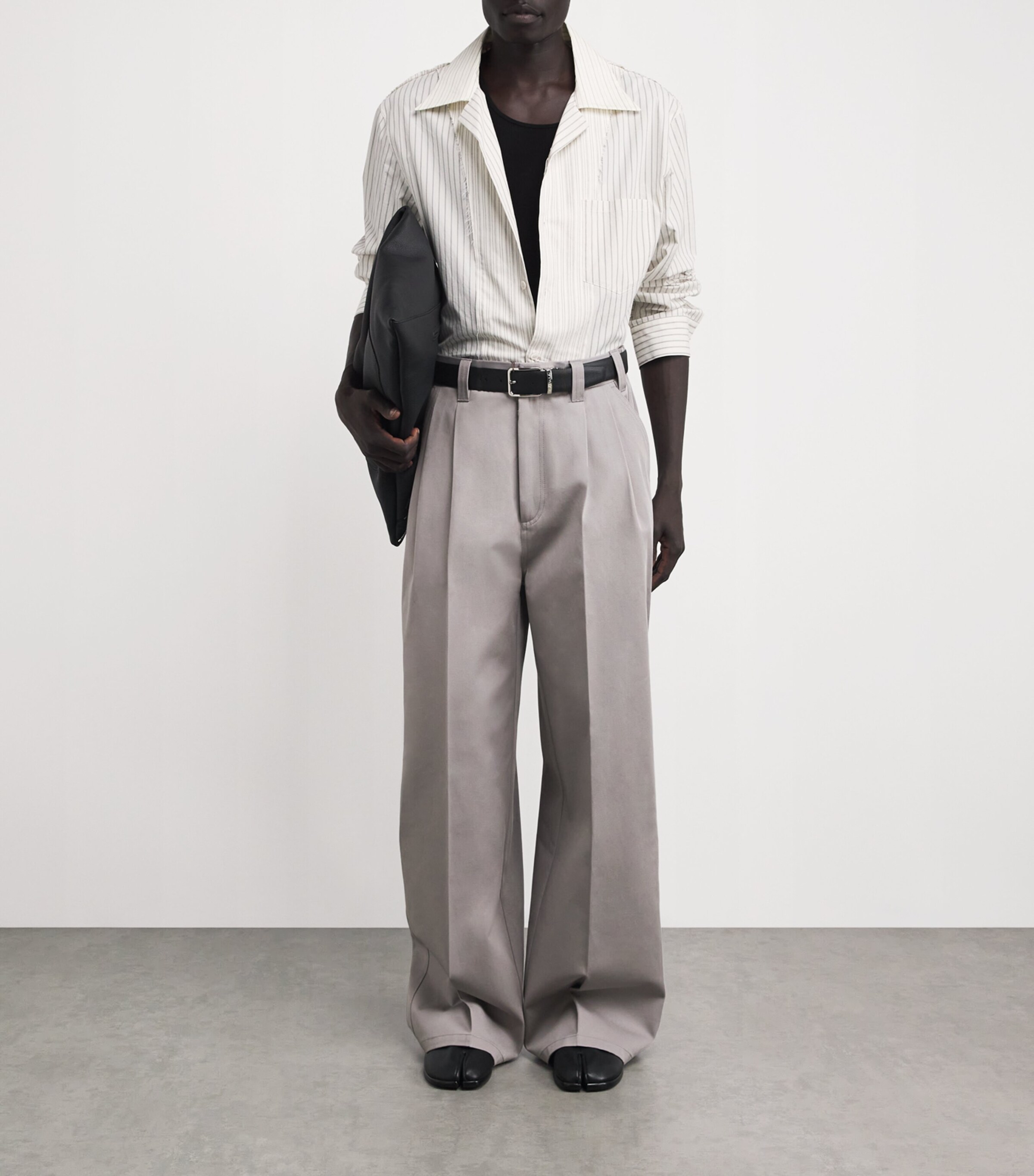 Cotton Gabardine Pleated Trousers 816 Image 2