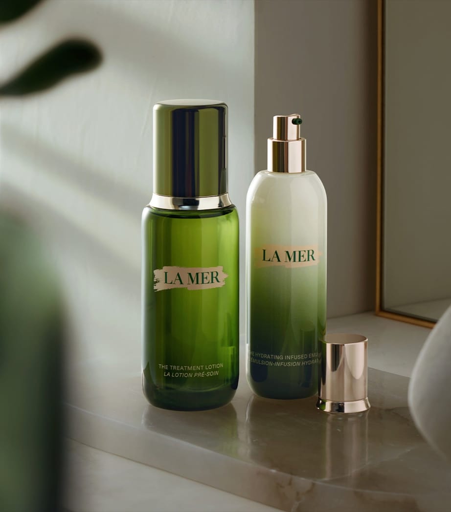 The Hydrating Infused Emulsion (125ml) NO COLOUR Image 4