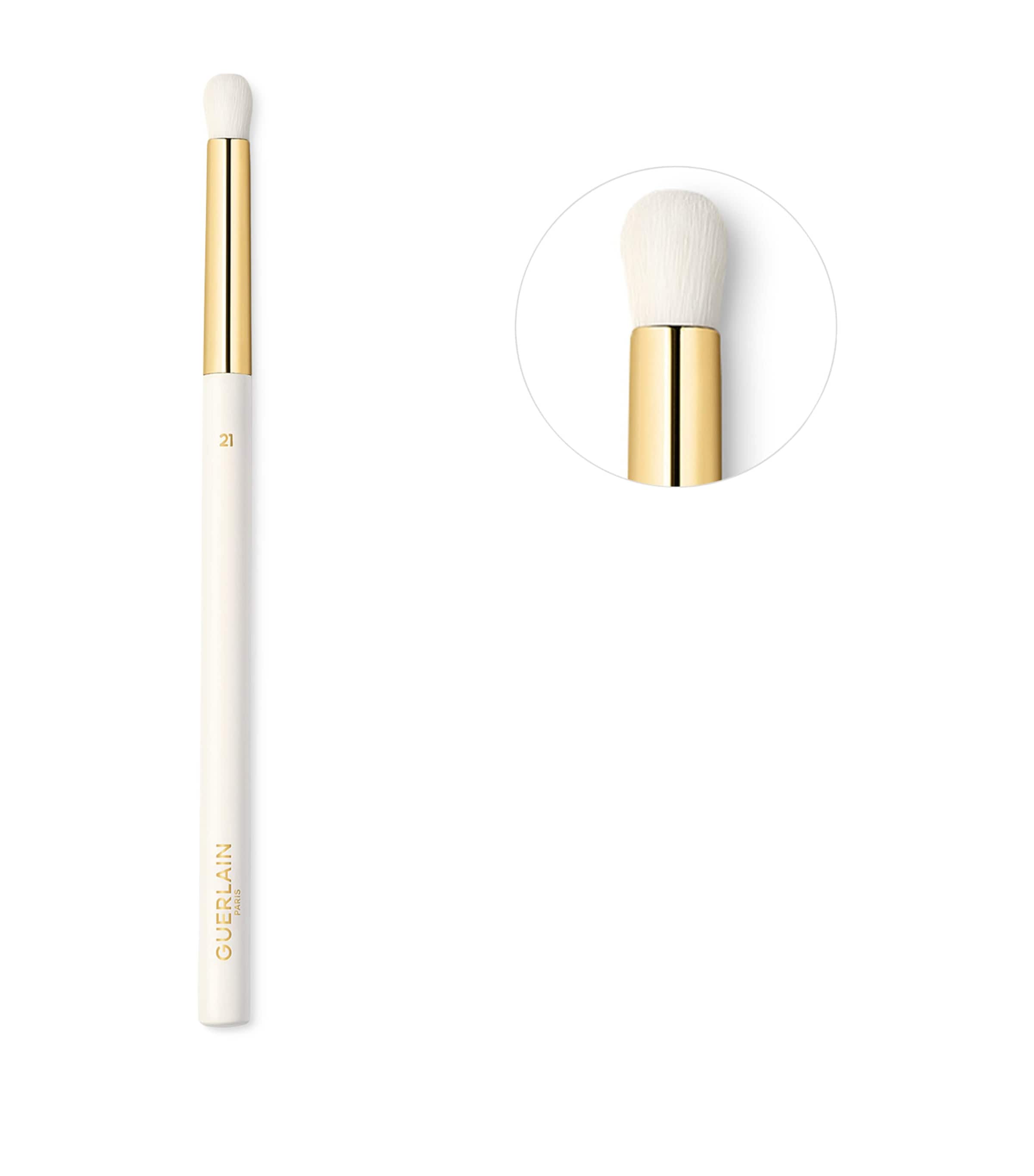 Guerlain Eyeshadow Blending Brush N°21 | Make-up | Make-Up Brushes & Tools | Eyeshadow Brushes | Designers | Guerlain