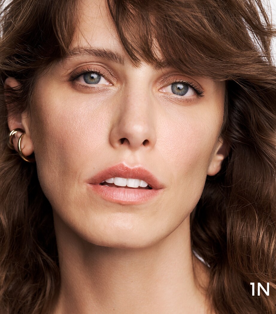 Terracotta Le Teint Glow Foundation 1N Image 5