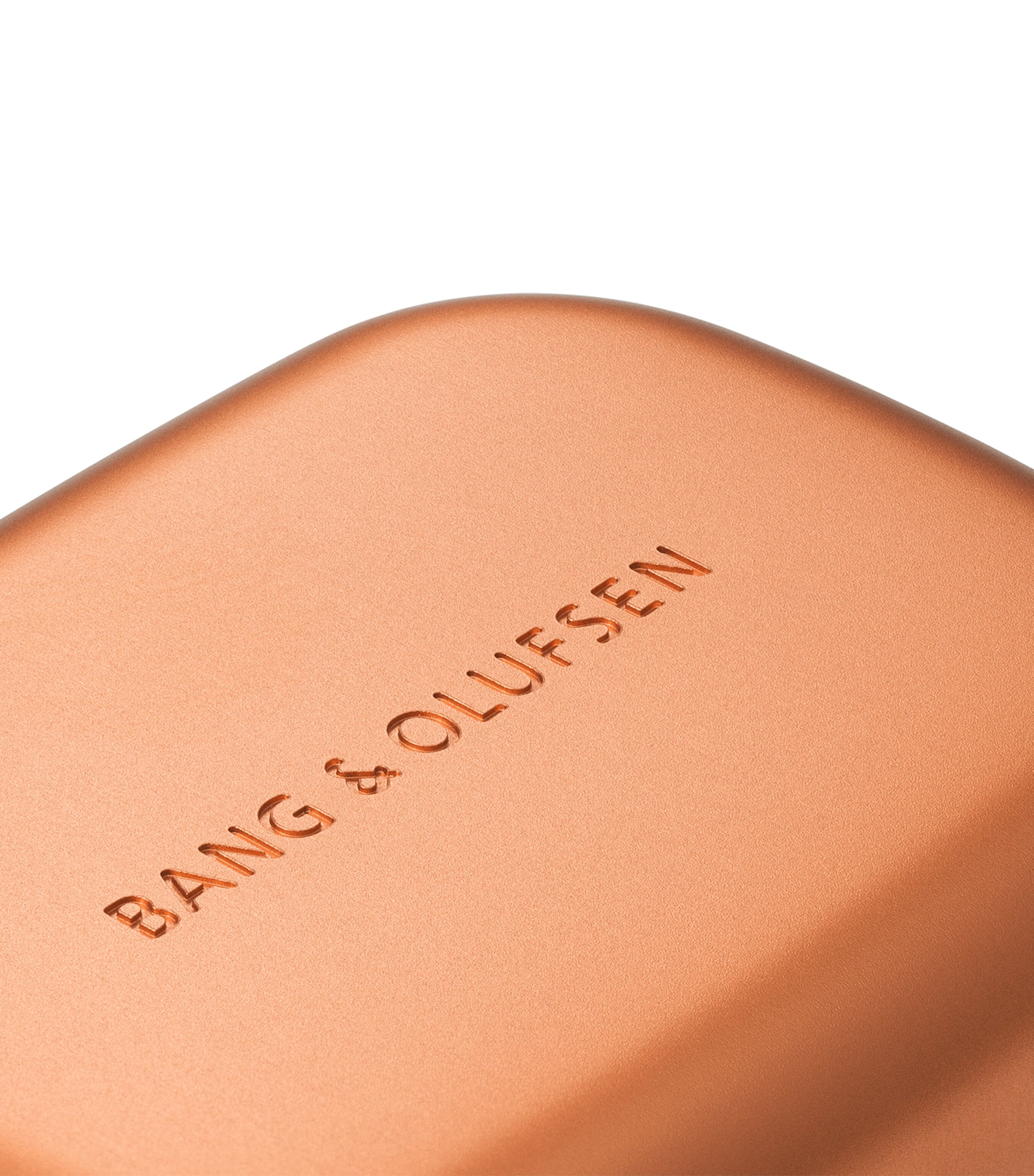 Beoplay Eleven Wireless Earbuds COPPER TONE Image 2