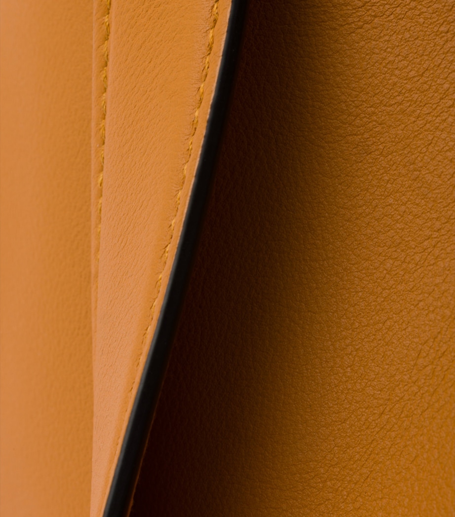 Medium Leather Aimée Shoulder Bag F04GT Image 4