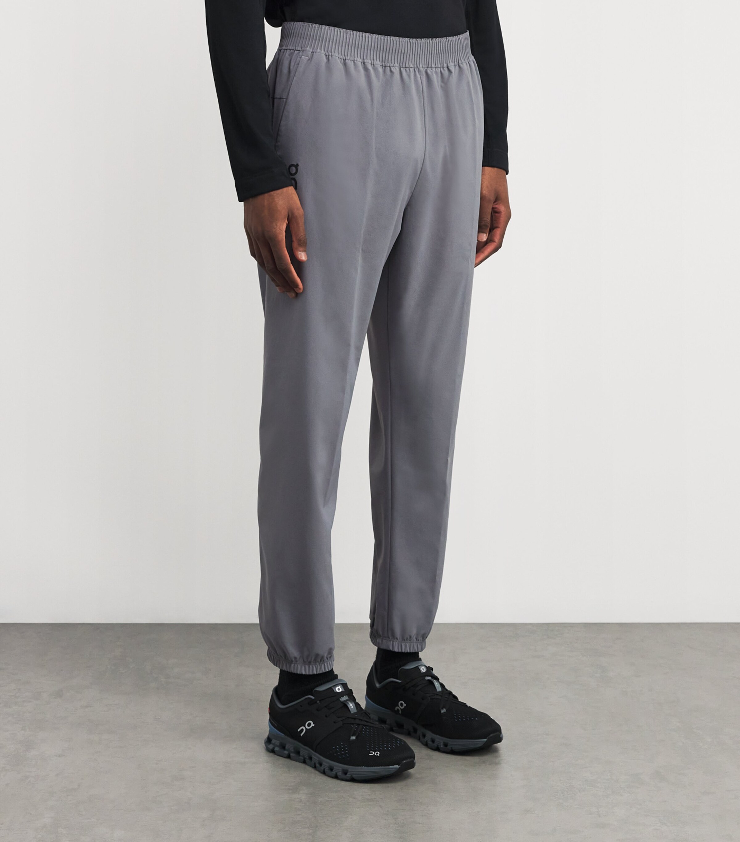 Focus Sweatpants ROCK Image 3