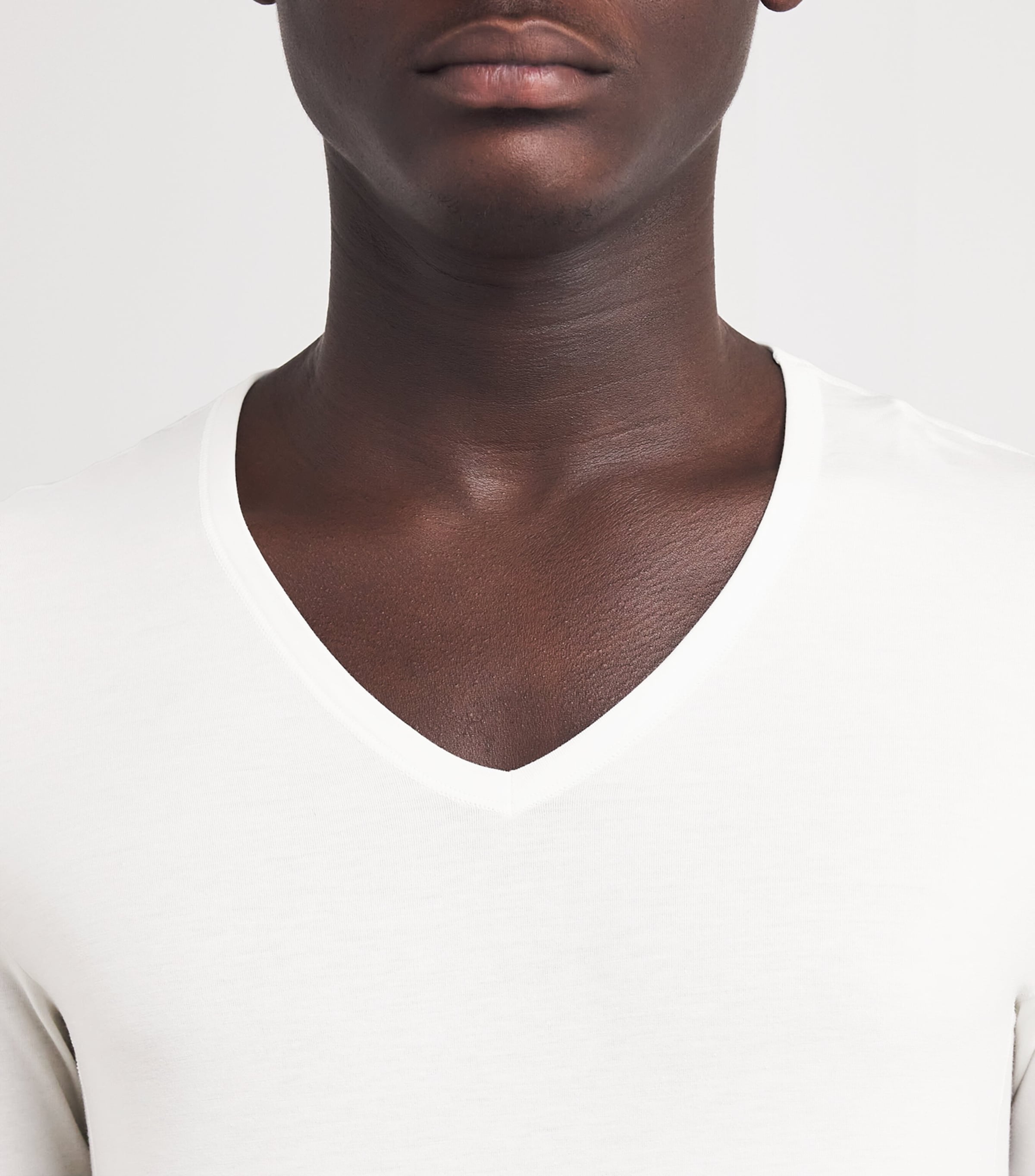 Egyptian Cotton Superior V-Neck T-Shirt 0101 WHITE Image 6