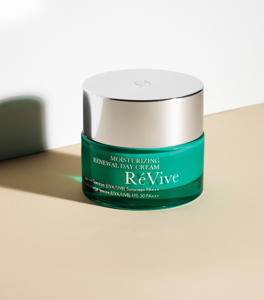 RéVive Moisturizing Renewal Day Cream (50ml) Image 3