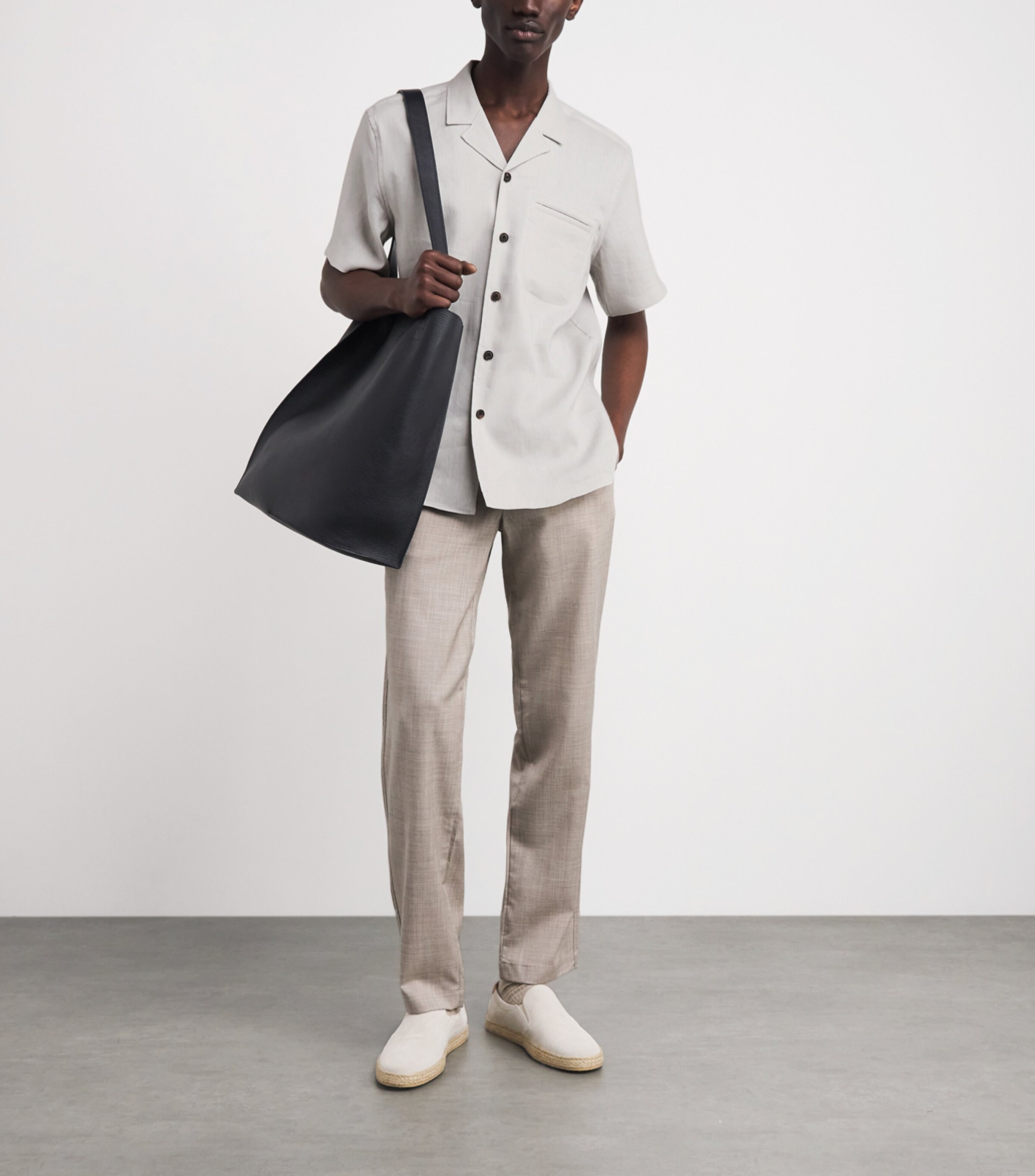 Corneliani Mens Linen-Wool Short-Sleeve Shirt Natural White Image 2