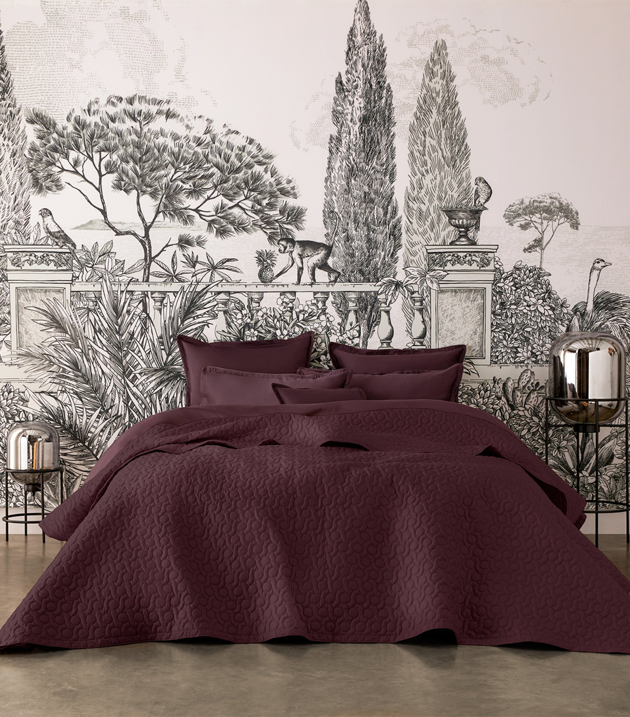 Poesie Super King Bedspread (280cm x 260cm) PURPLE Image 3