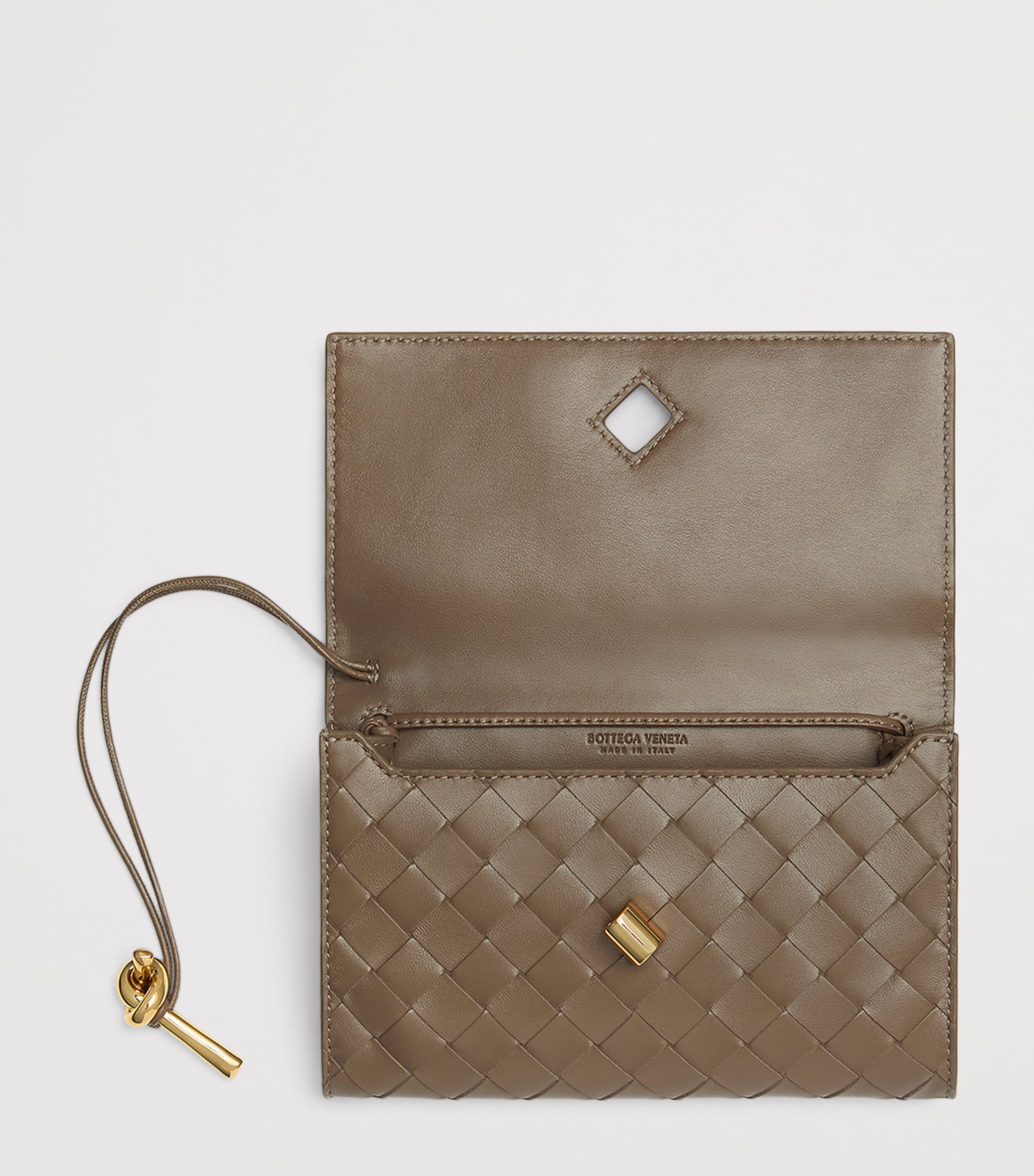 Leather Intrecciato Andiamo Shoulder Bag 2360 Image 4