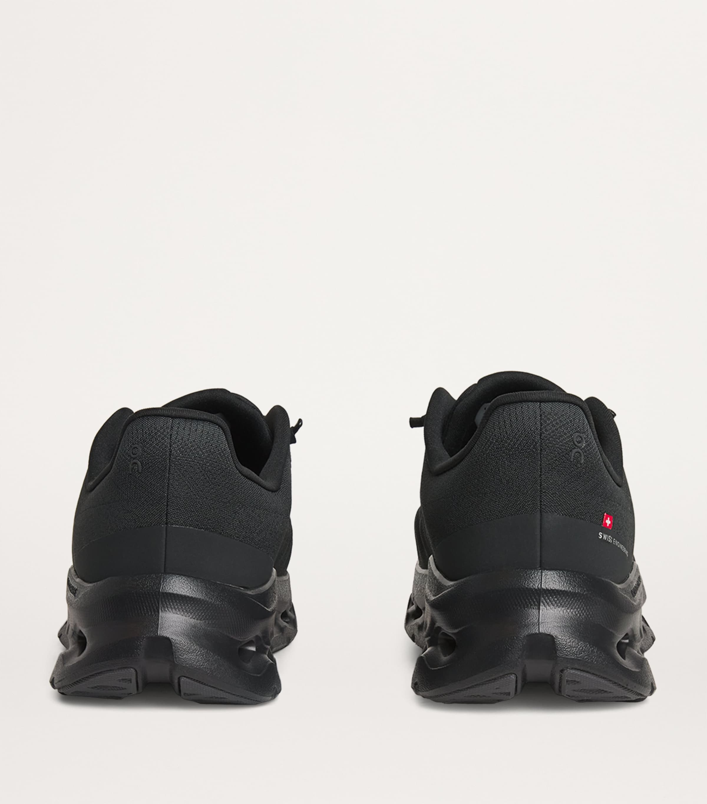 Cloudtilt Trainers ECLIPSE|BLACK Image 4