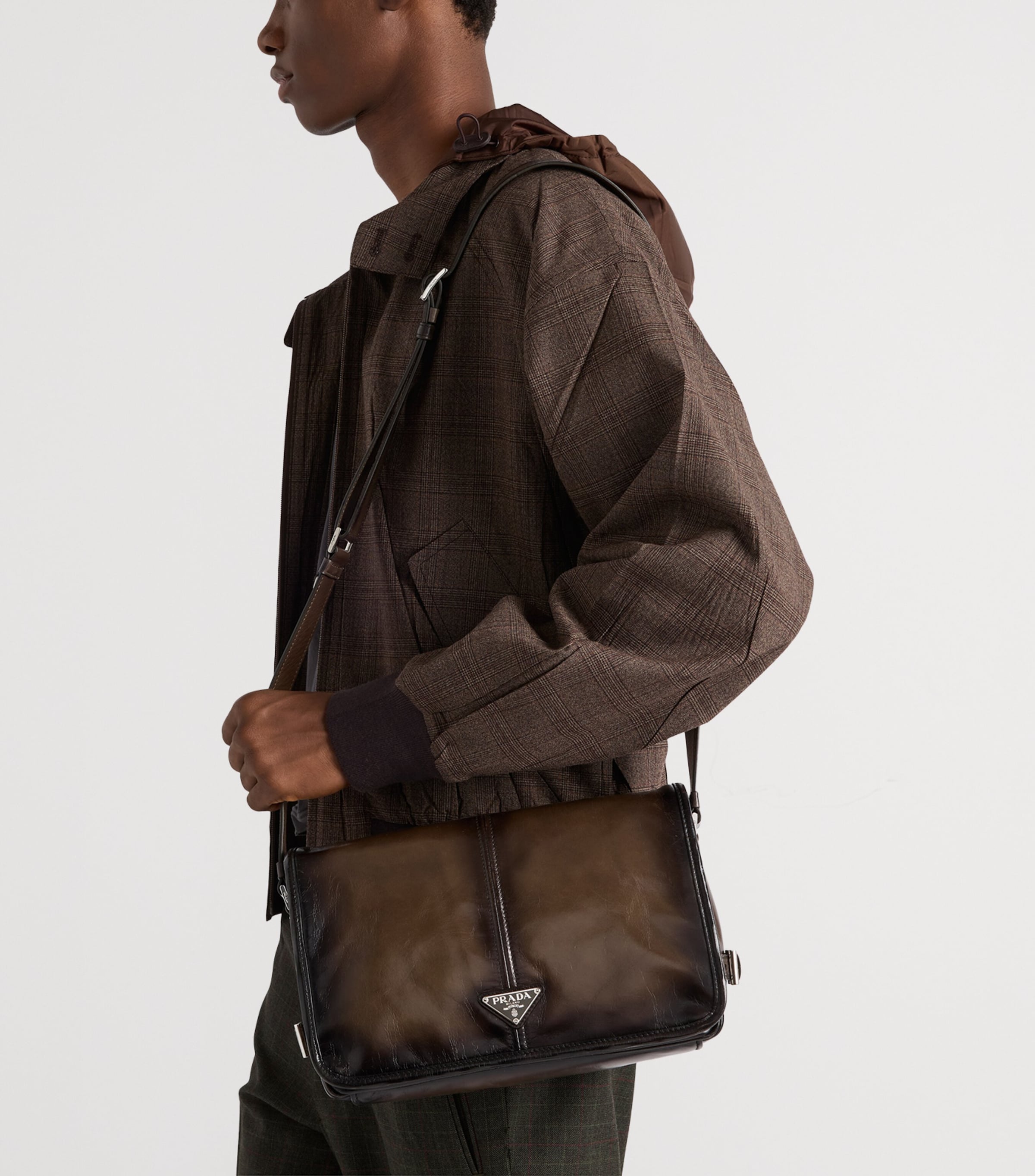 Antiqued Leather Shoulder Bag F03C5 Image 2