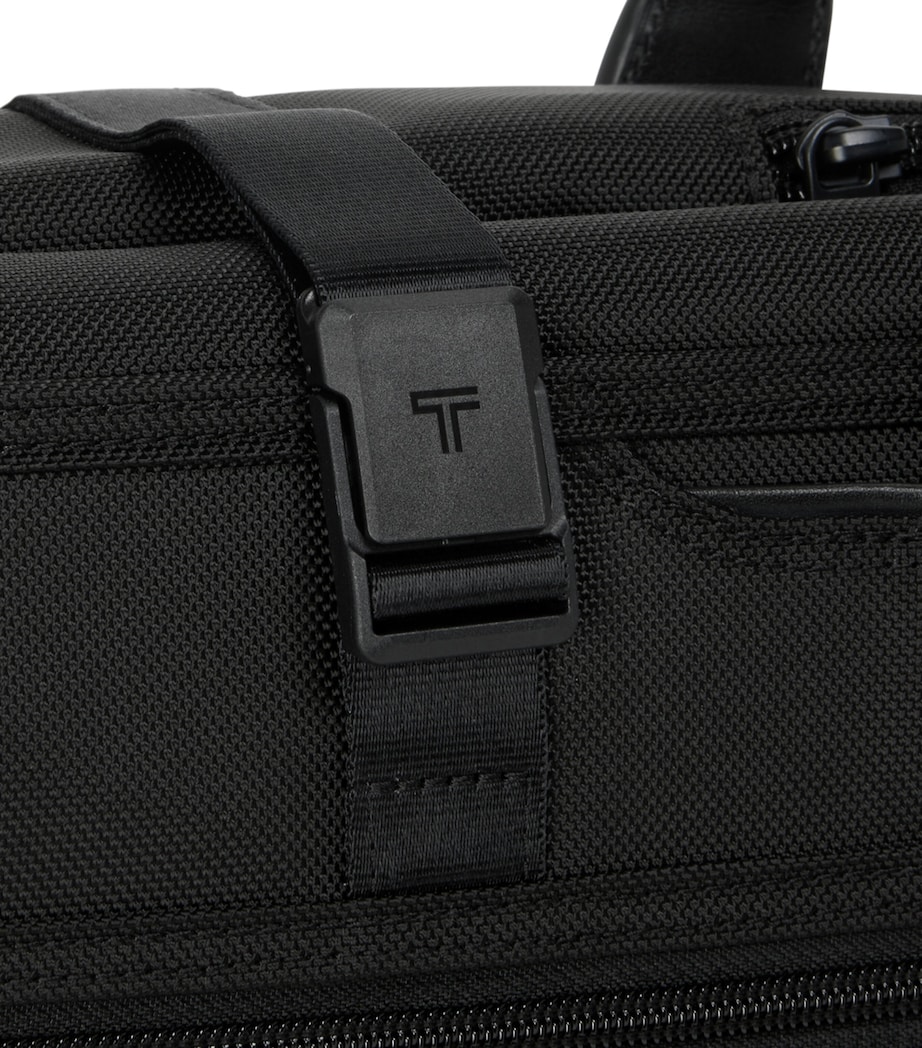 Tumi Alpha 4 Tri-Fold Garment Bag (56cm) Black Image 9