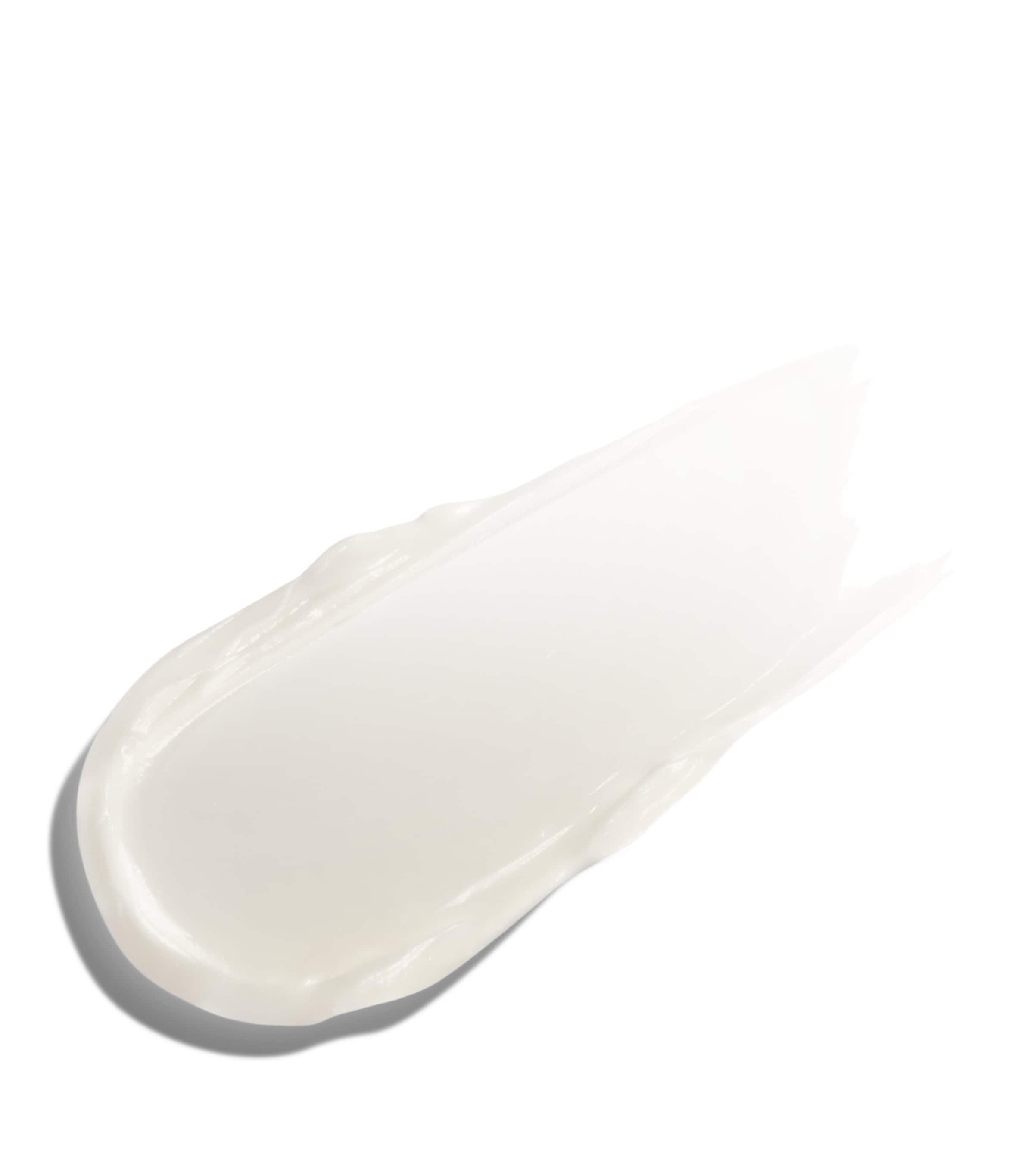 RéVive Intensité Volumizing Night Cream Image 2