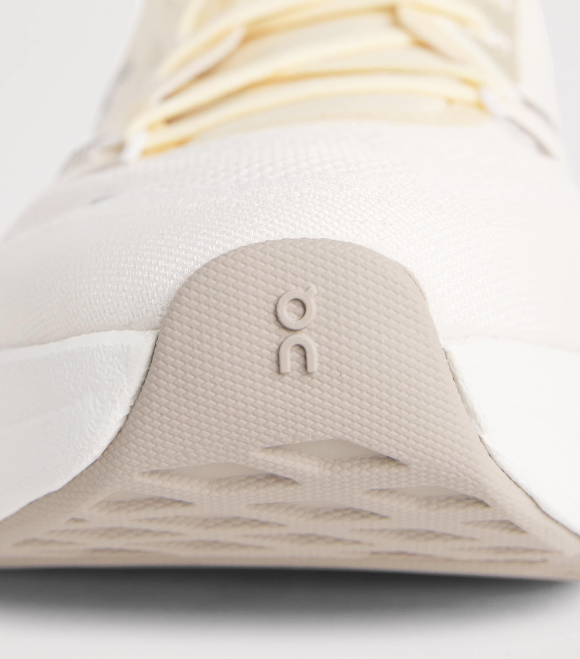 On Womens Cloudtilt Trainers Blonde Dew Image 6