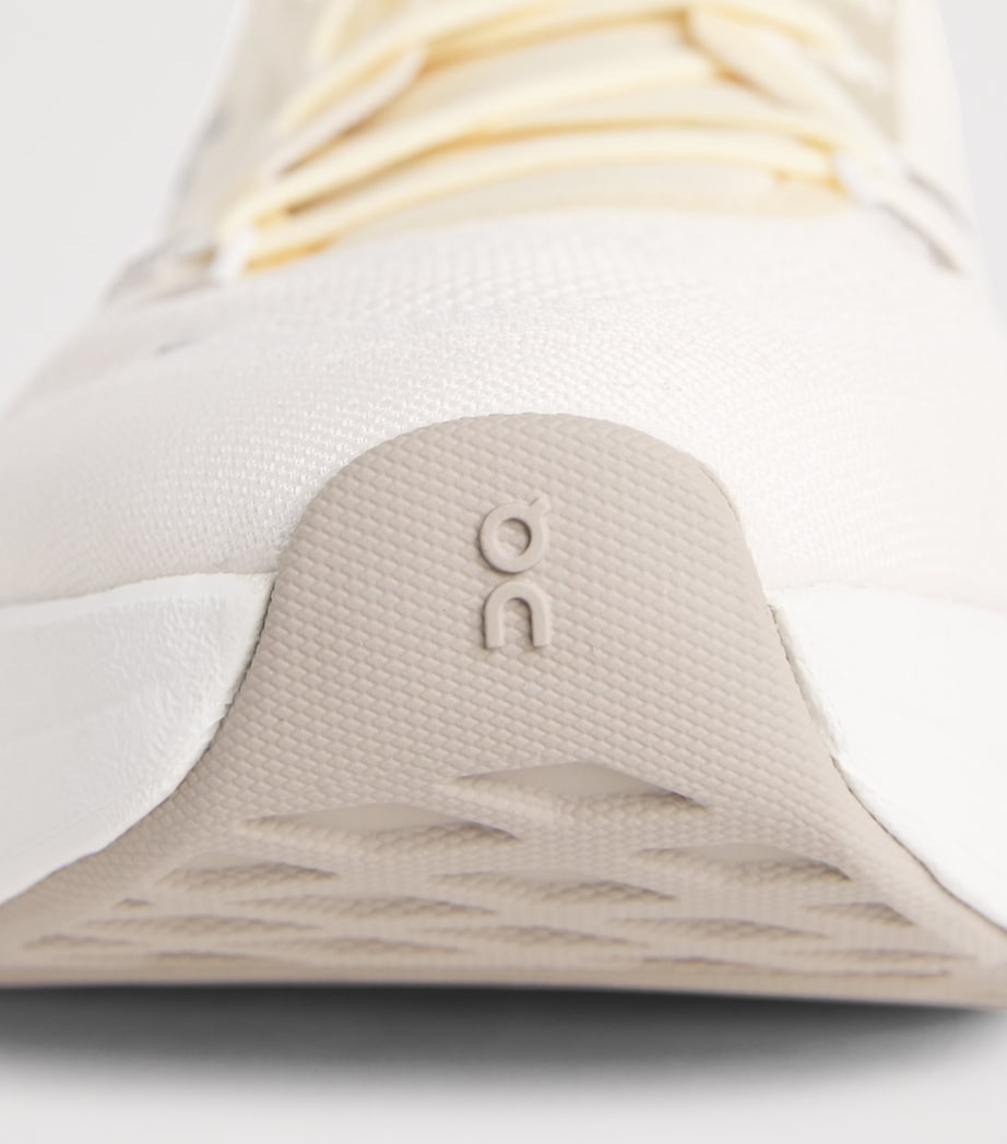 On Womens Cloudtilt Trainers Blonde Dew Image 6