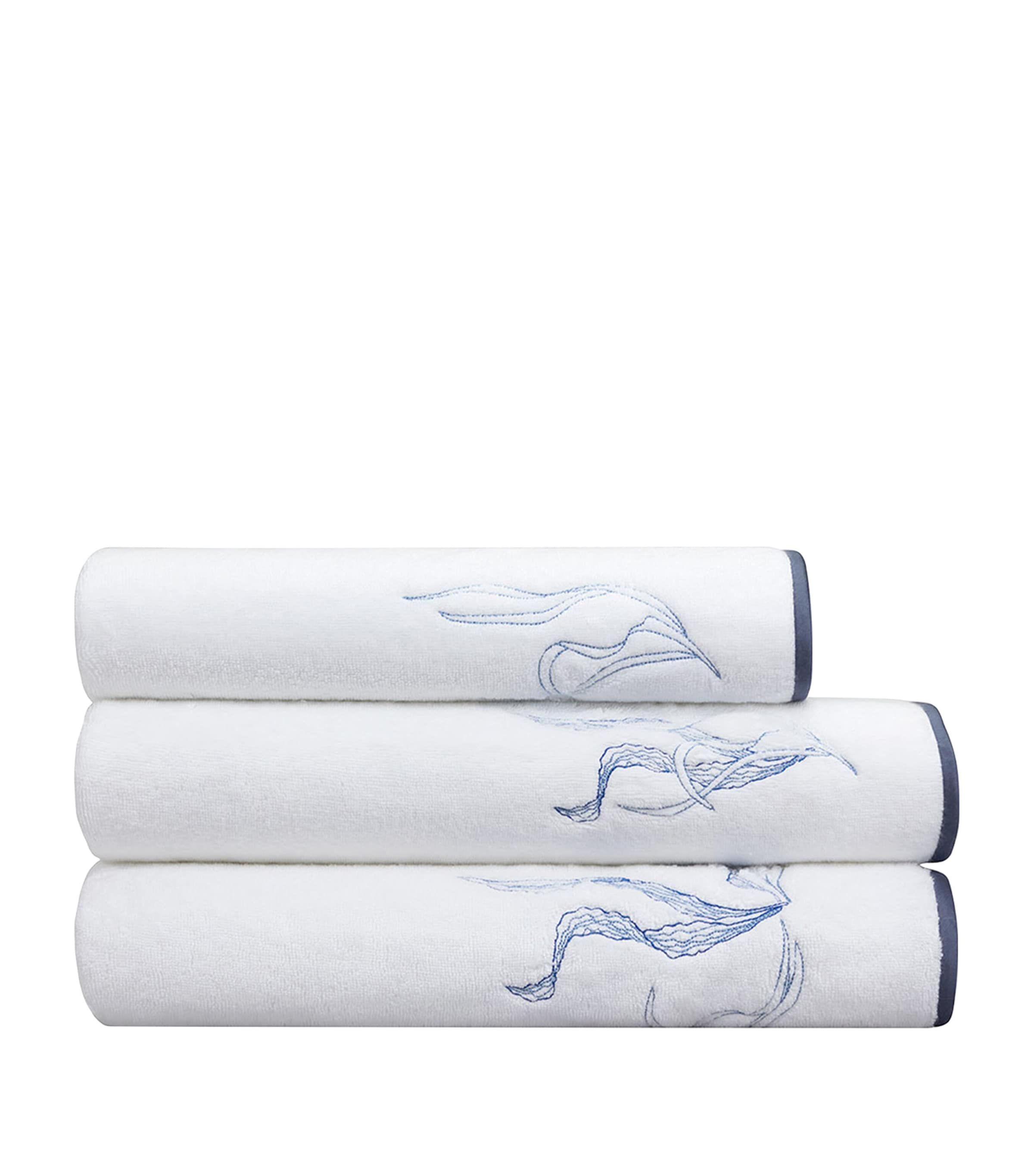Yves Delorme Couture Organic Cotton Nautilus Hand Towel