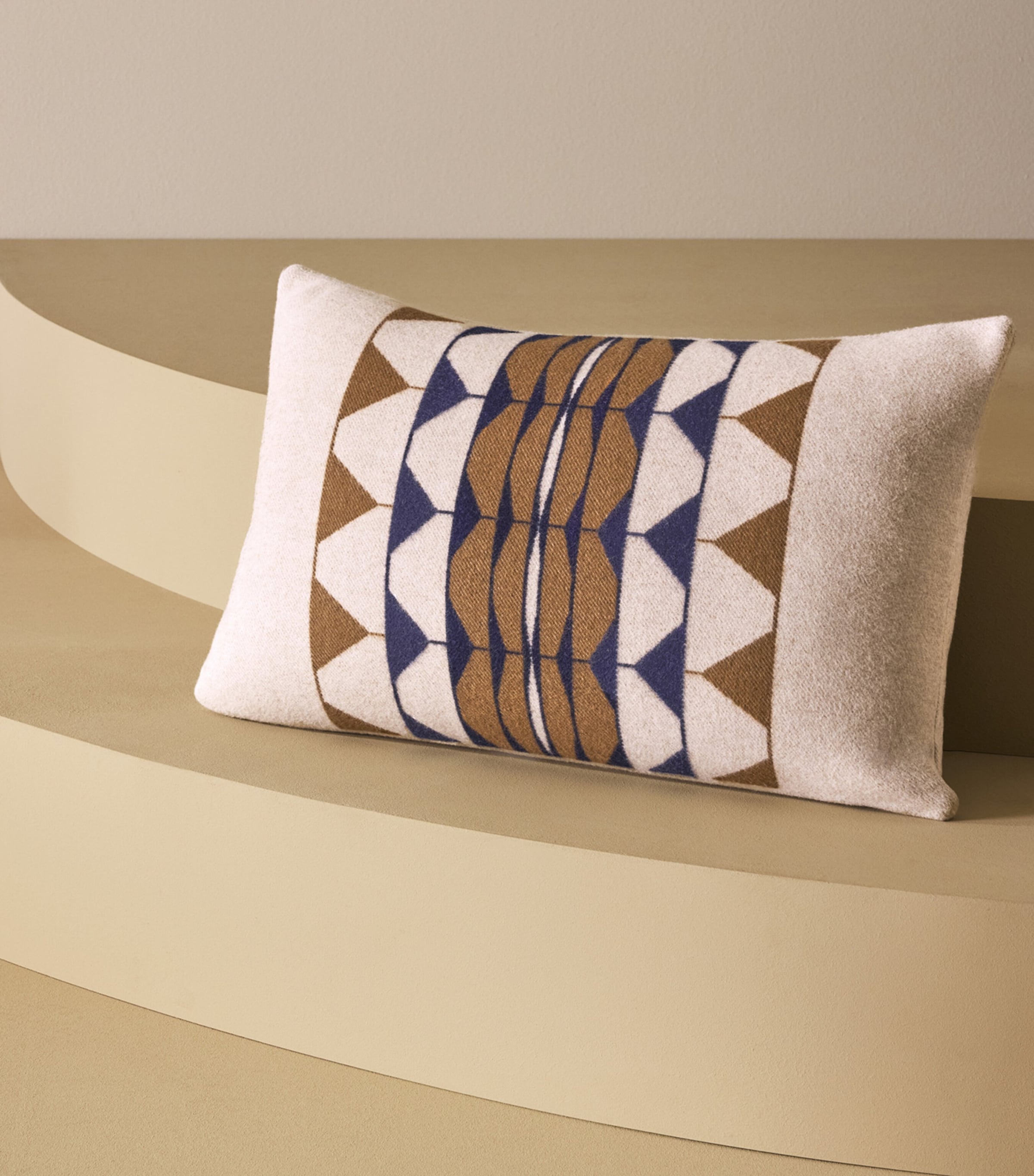 Frette Wool-Cashmere Deco 002 Cushion (40cm x 60cm) Cream/blue Image 4