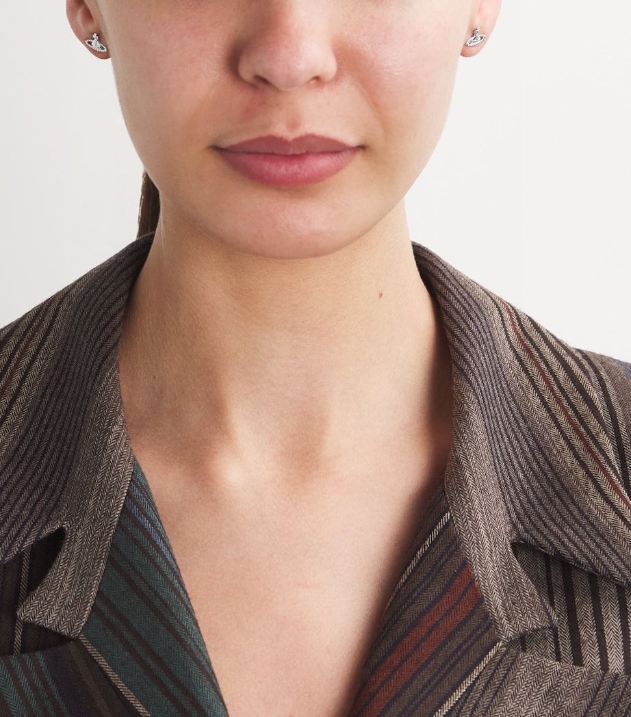 Farah Stud Earrings SS22-PLATINUM Image 2