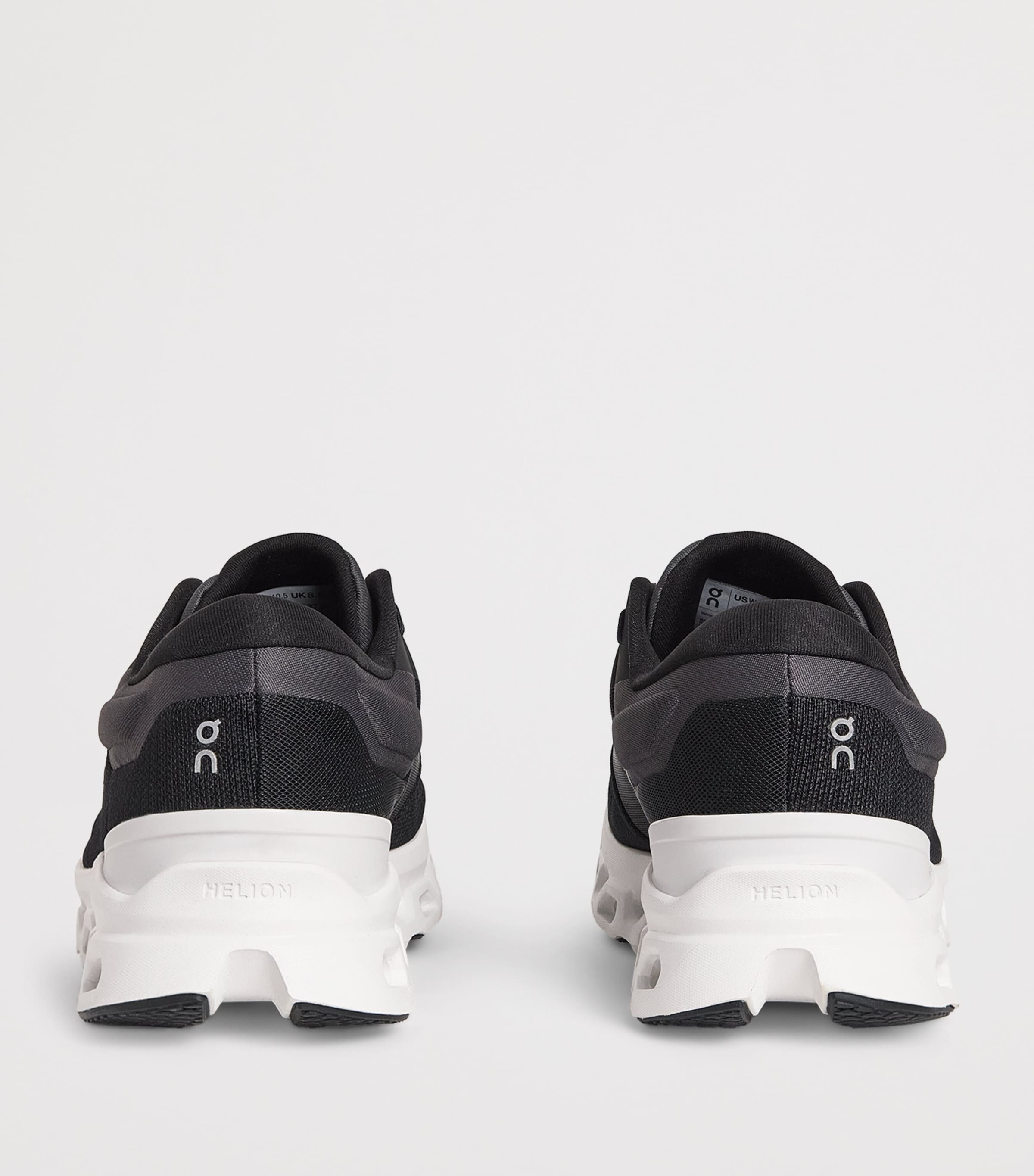 On Womens Cloudstratus 3 Trainers Black Frost Image 5