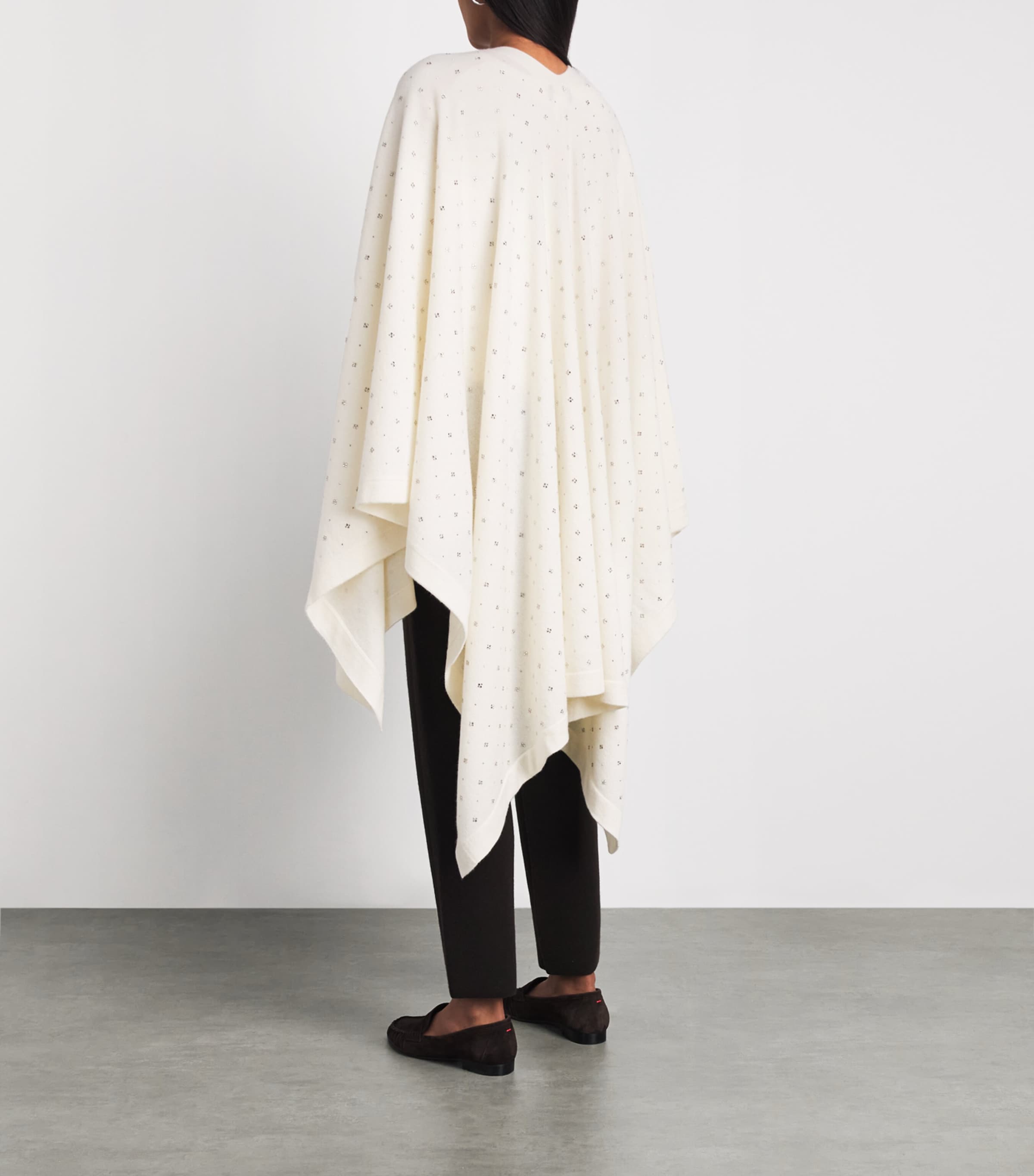 William Sharp Womens Cashmere Crystal-Embellished Cape Winter White Image 5